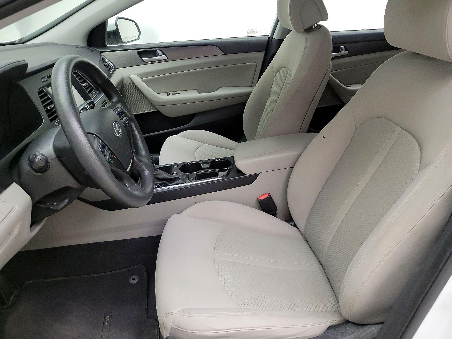 Thumbnail: 2016 Hyundai Sonata - 11