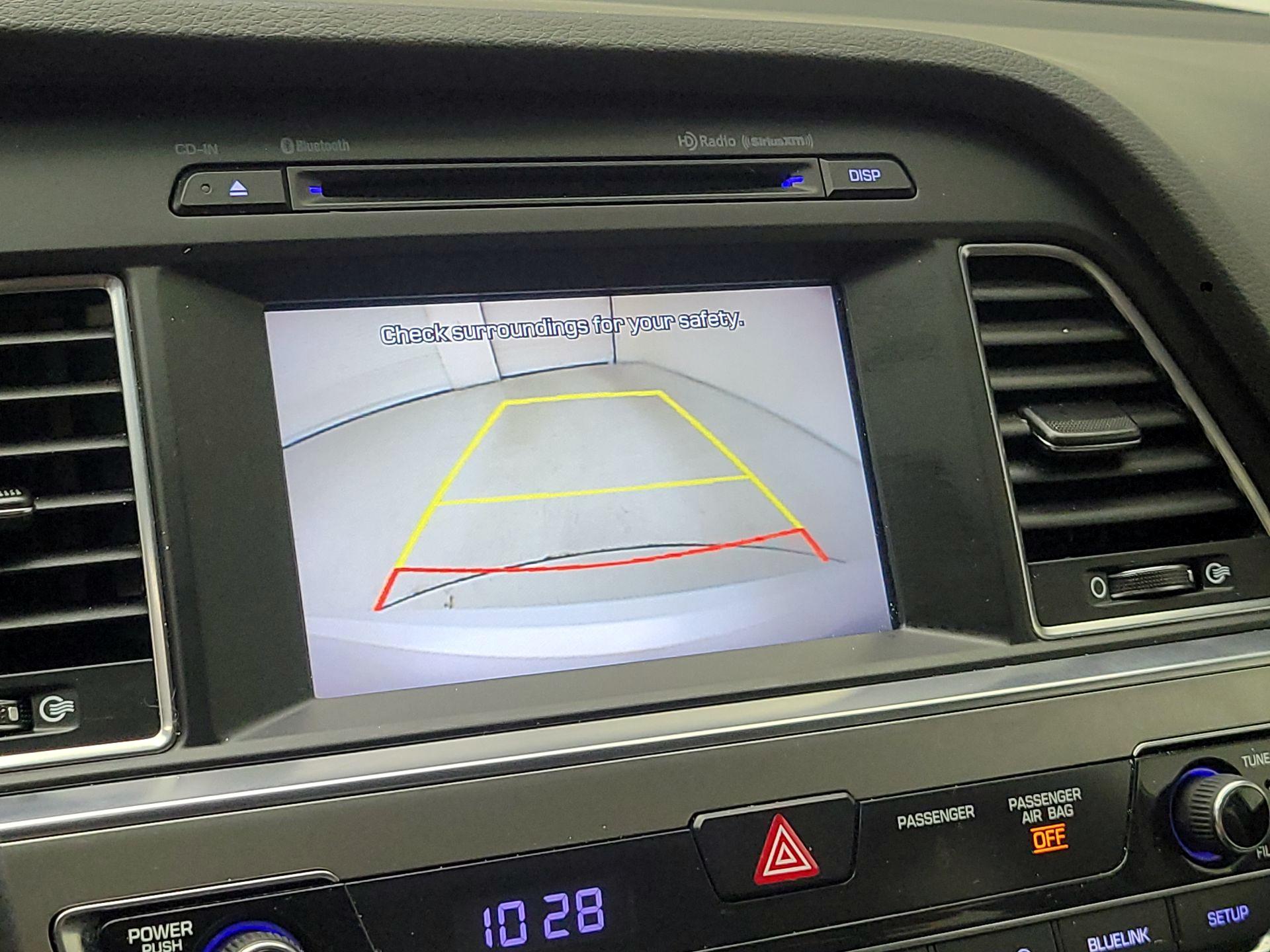 Thumbnail: 2016 Hyundai Sonata - 14