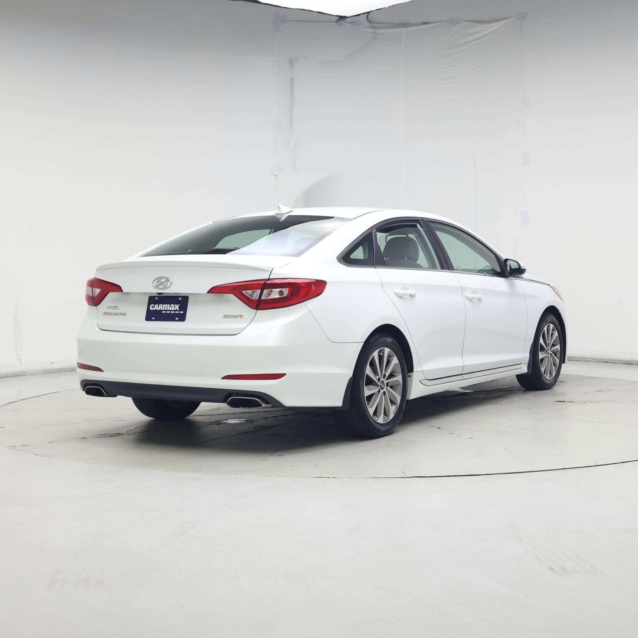 Thumbnail: 2016 Hyundai Sonata - 8