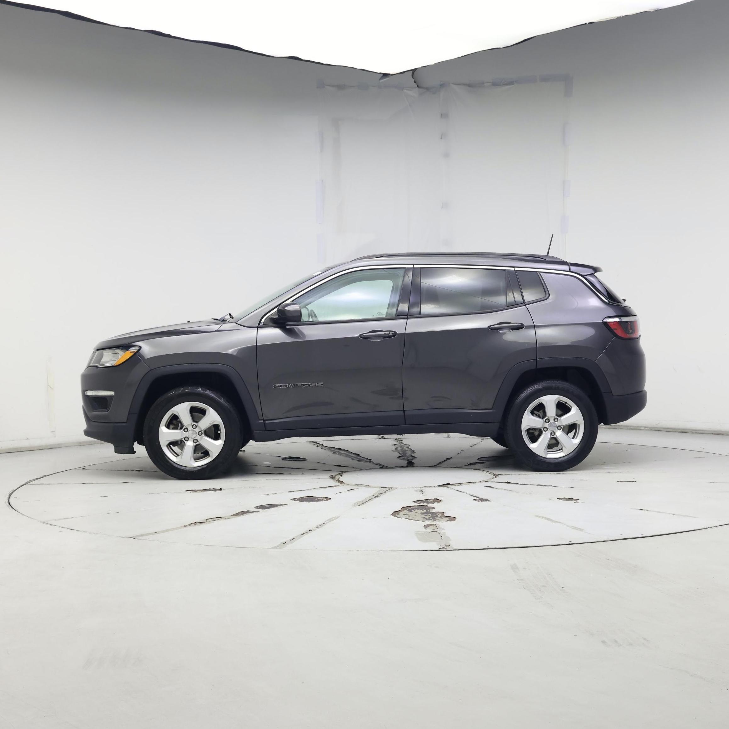 Thumbnail: 2020 Jeep Compass - 3