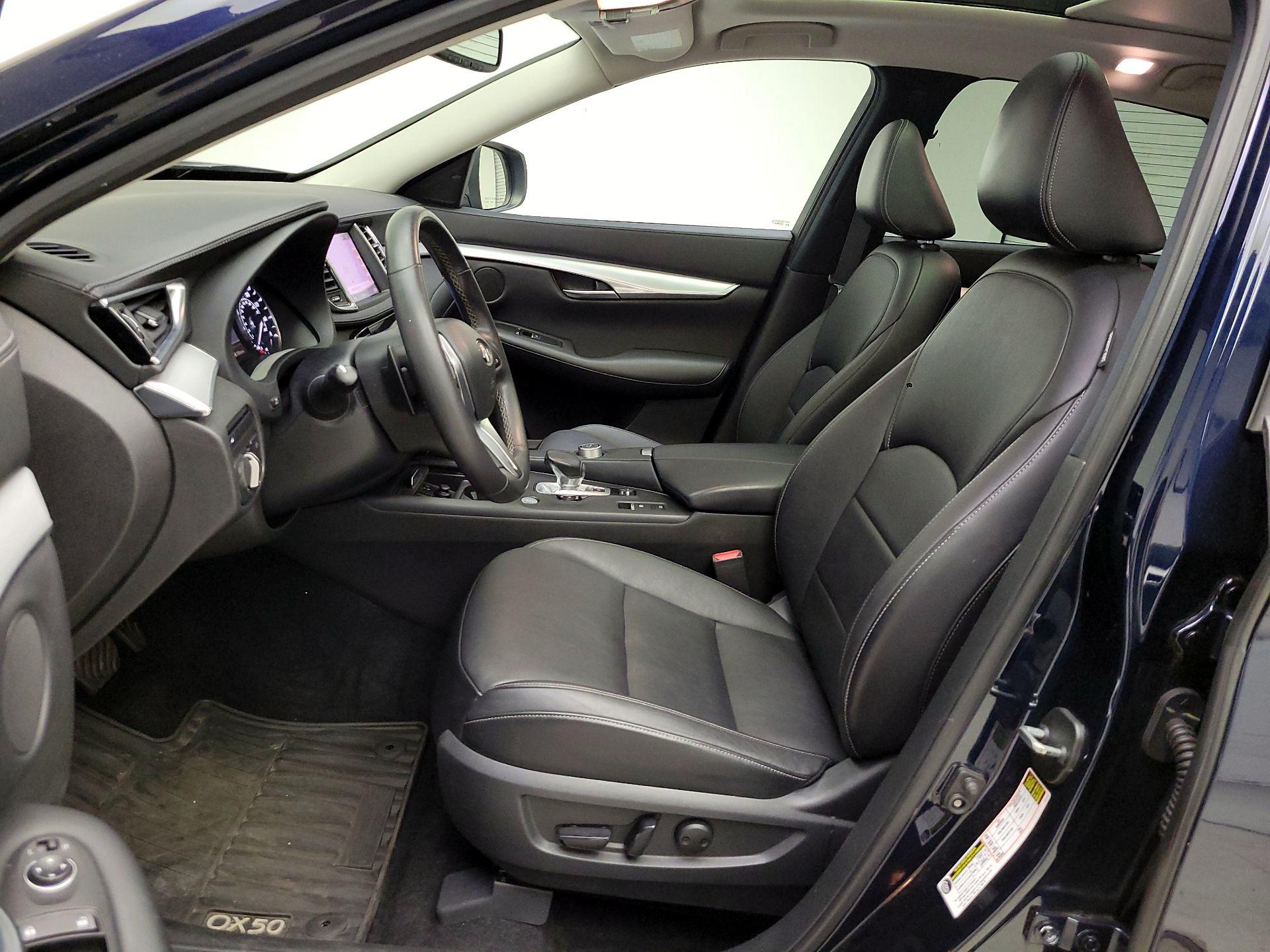 Thumbnail: 2019 INFINITI QX50 - 11