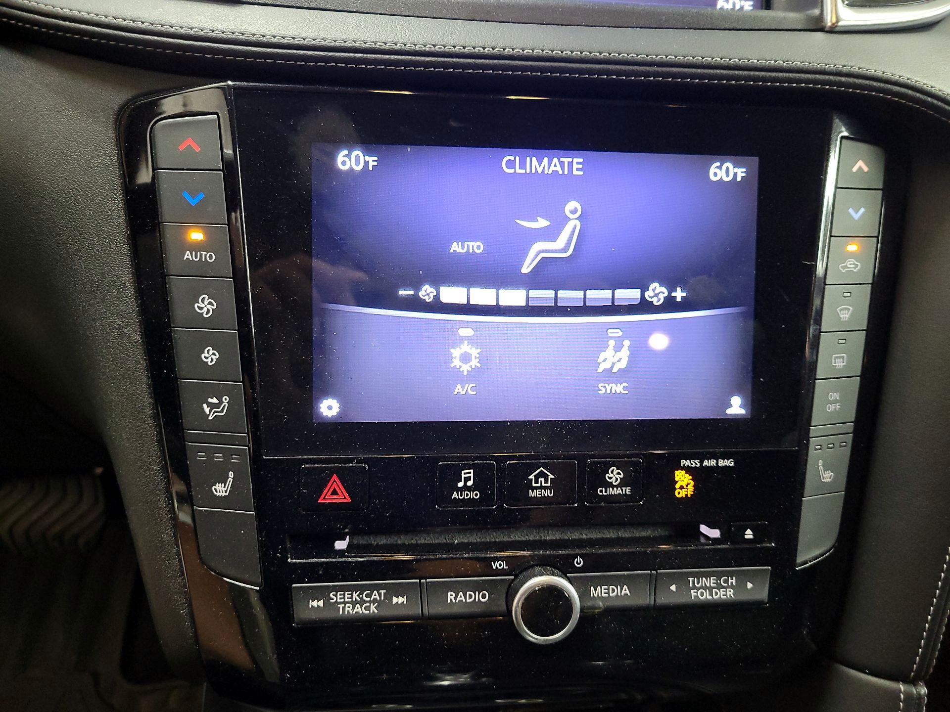 Thumbnail: 2019 INFINITI QX50 - 17