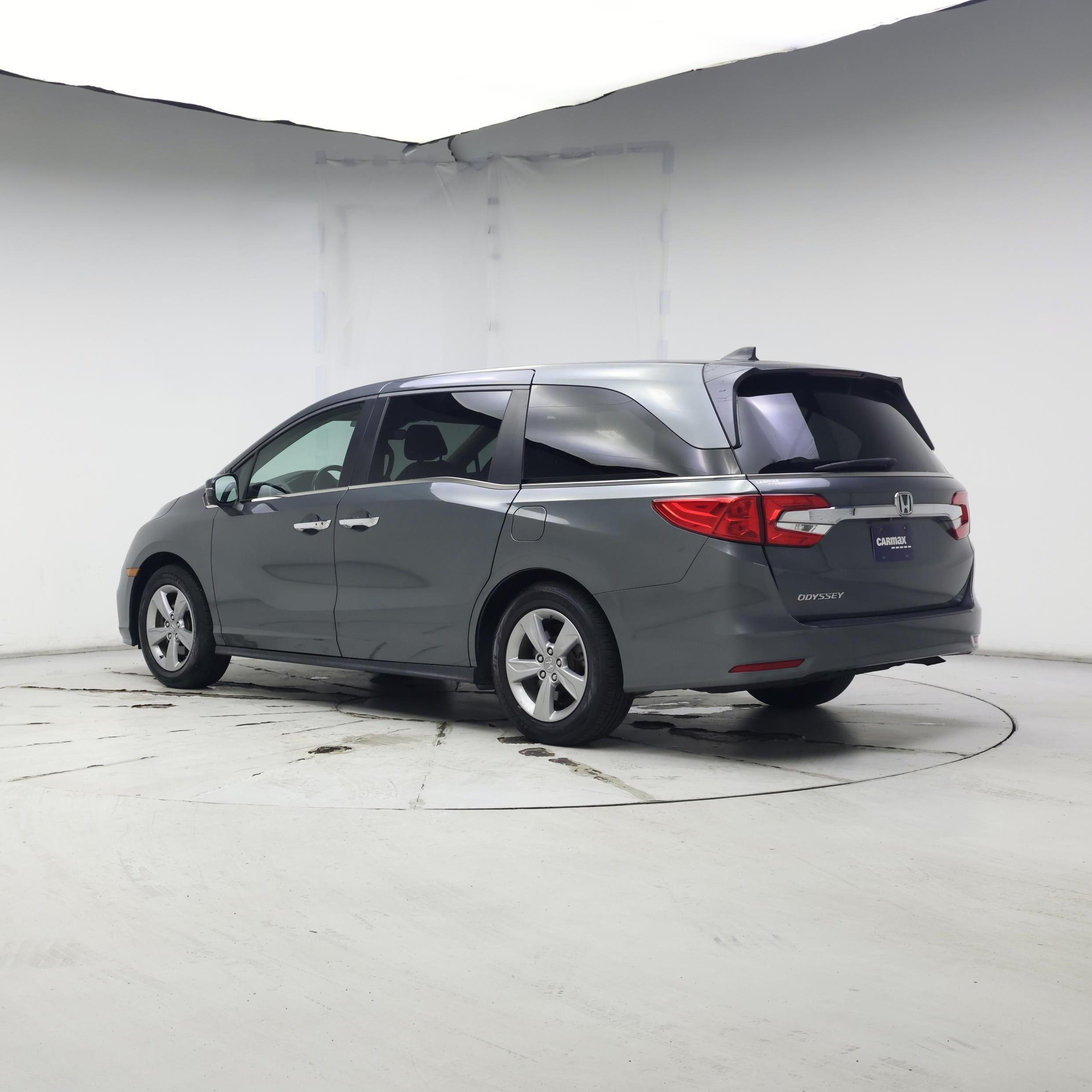 Thumbnail: 2019 Honda Odyssey - 2