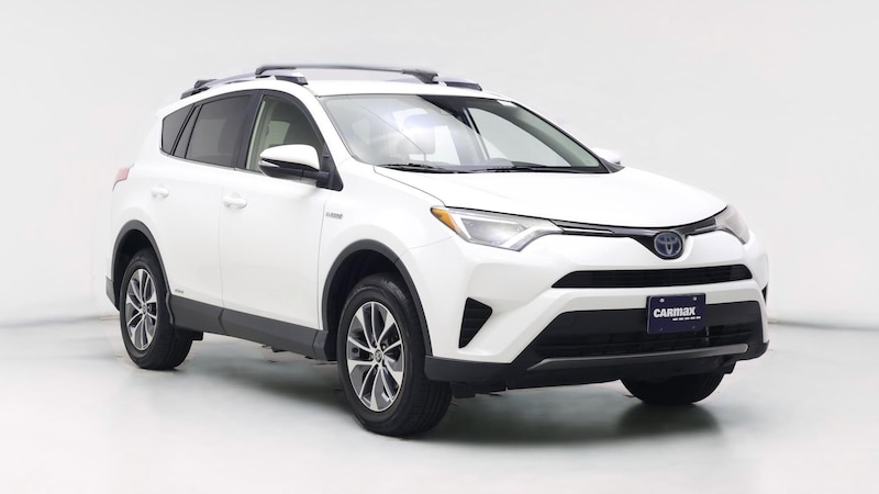 2018 Toyota RAV4 LE Hero Image