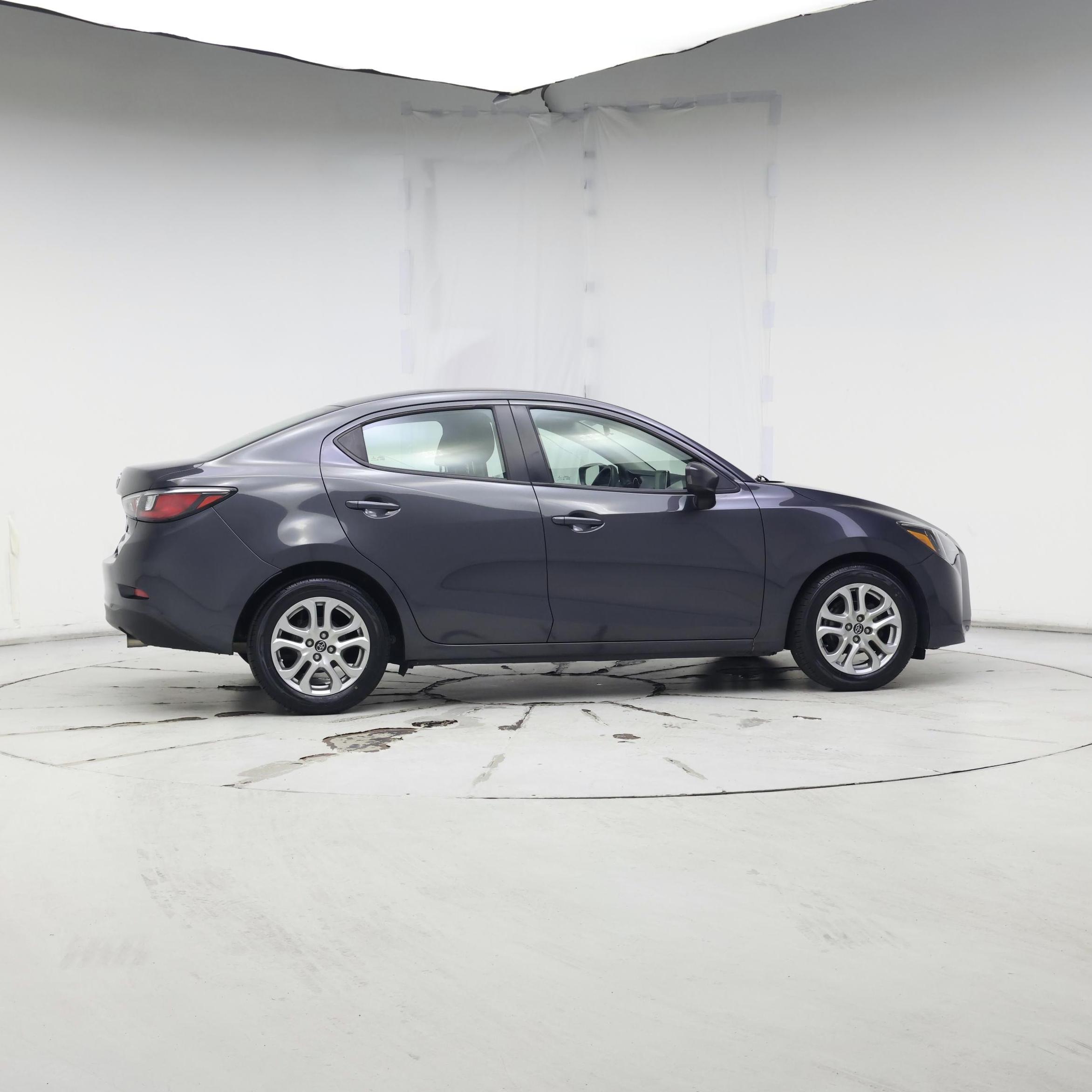 Thumbnail: 2017 Toyota Yaris iA - 7