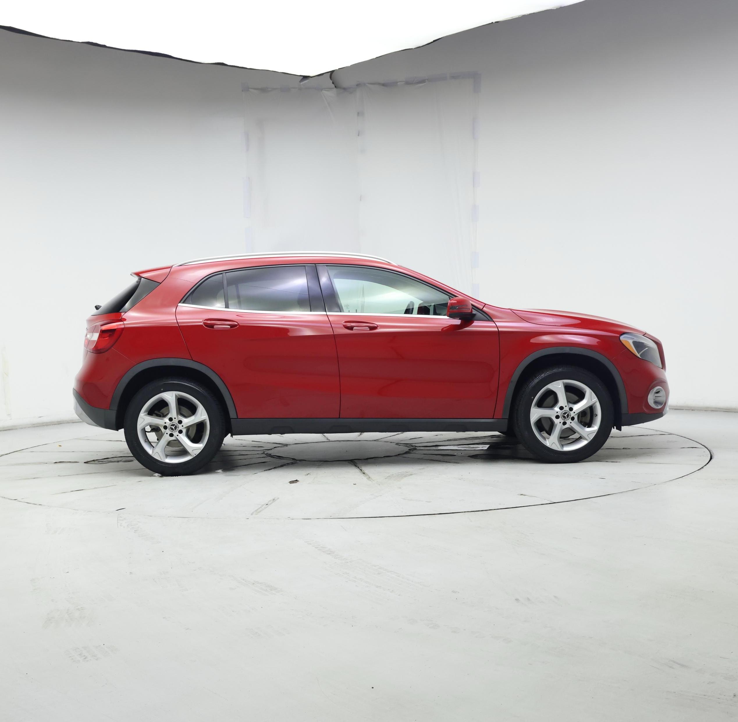 Thumbnail: 2019 Mercedes-Benz GLA - 7