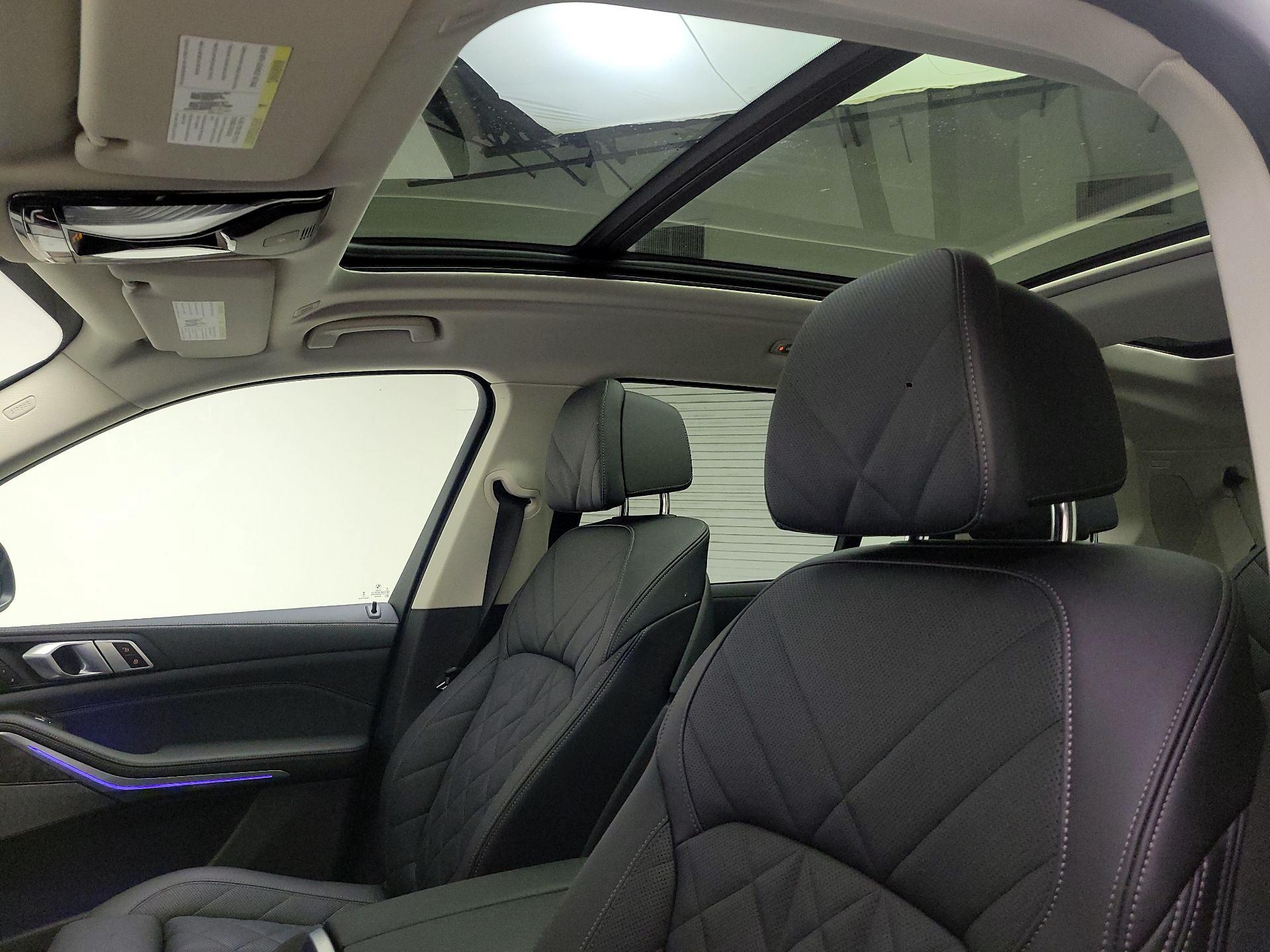 Thumbnail: 2024 BMW X7 - 20