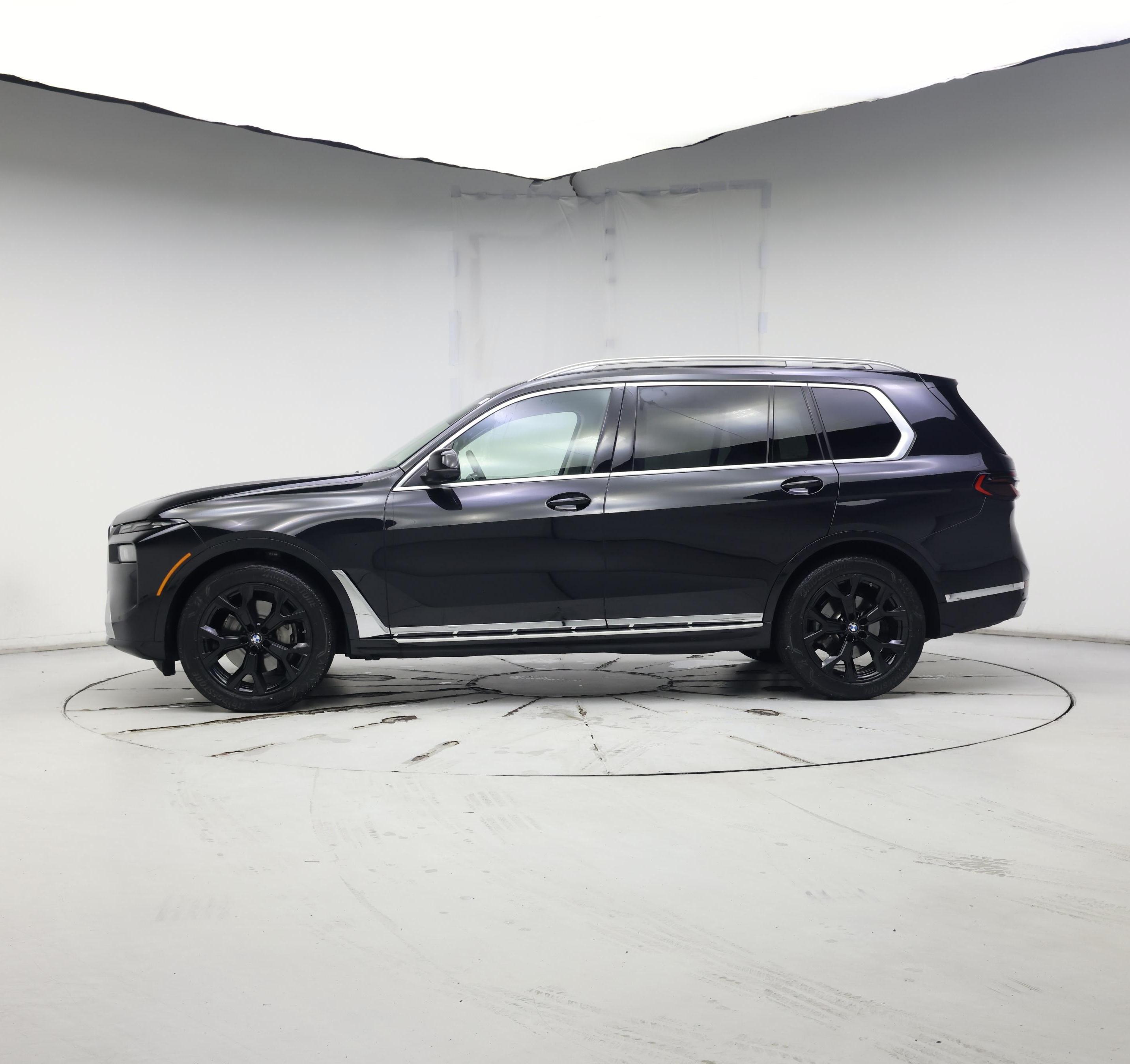 Thumbnail: 2024 BMW X7 - 3