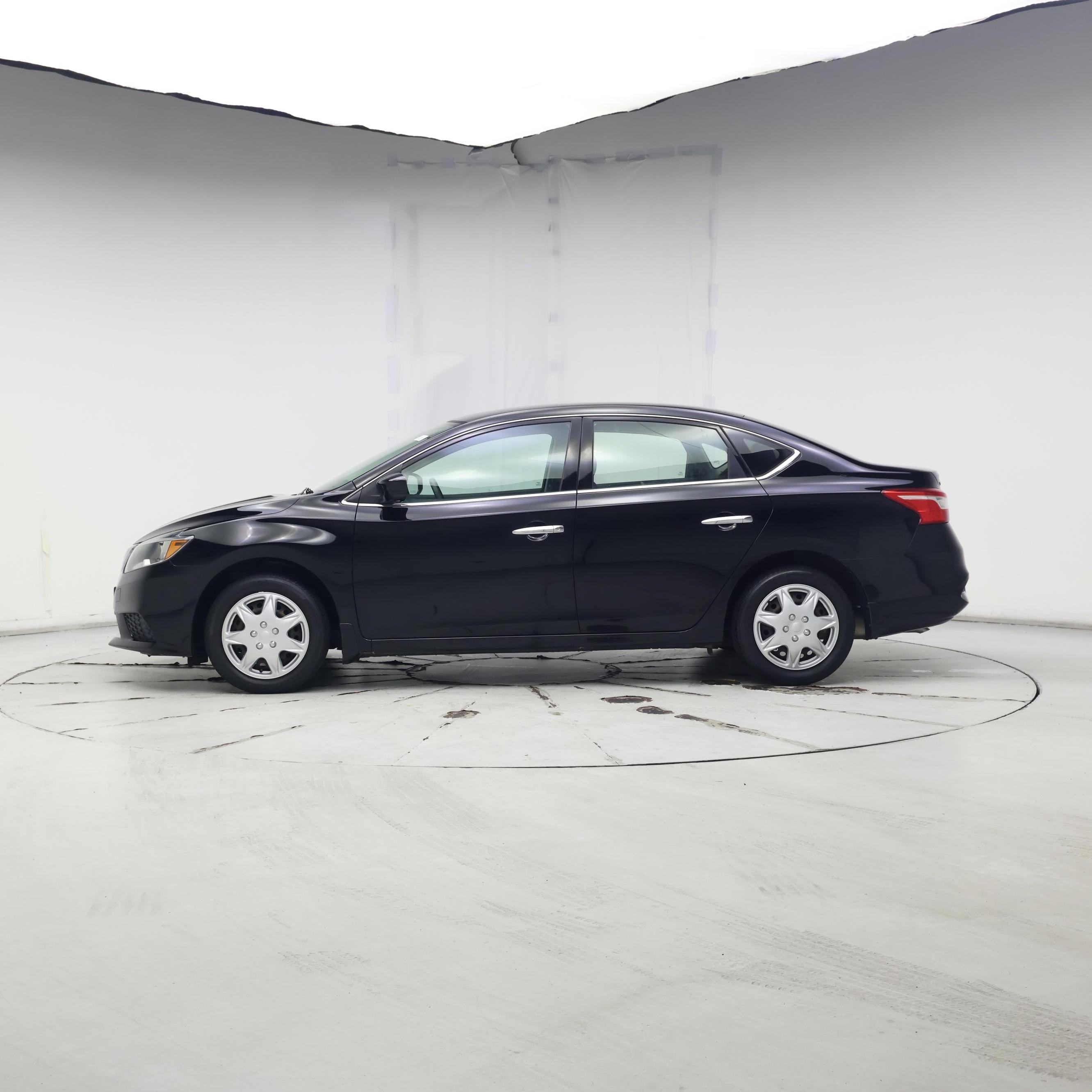 Thumbnail: 2017 Nissan Sentra - 3