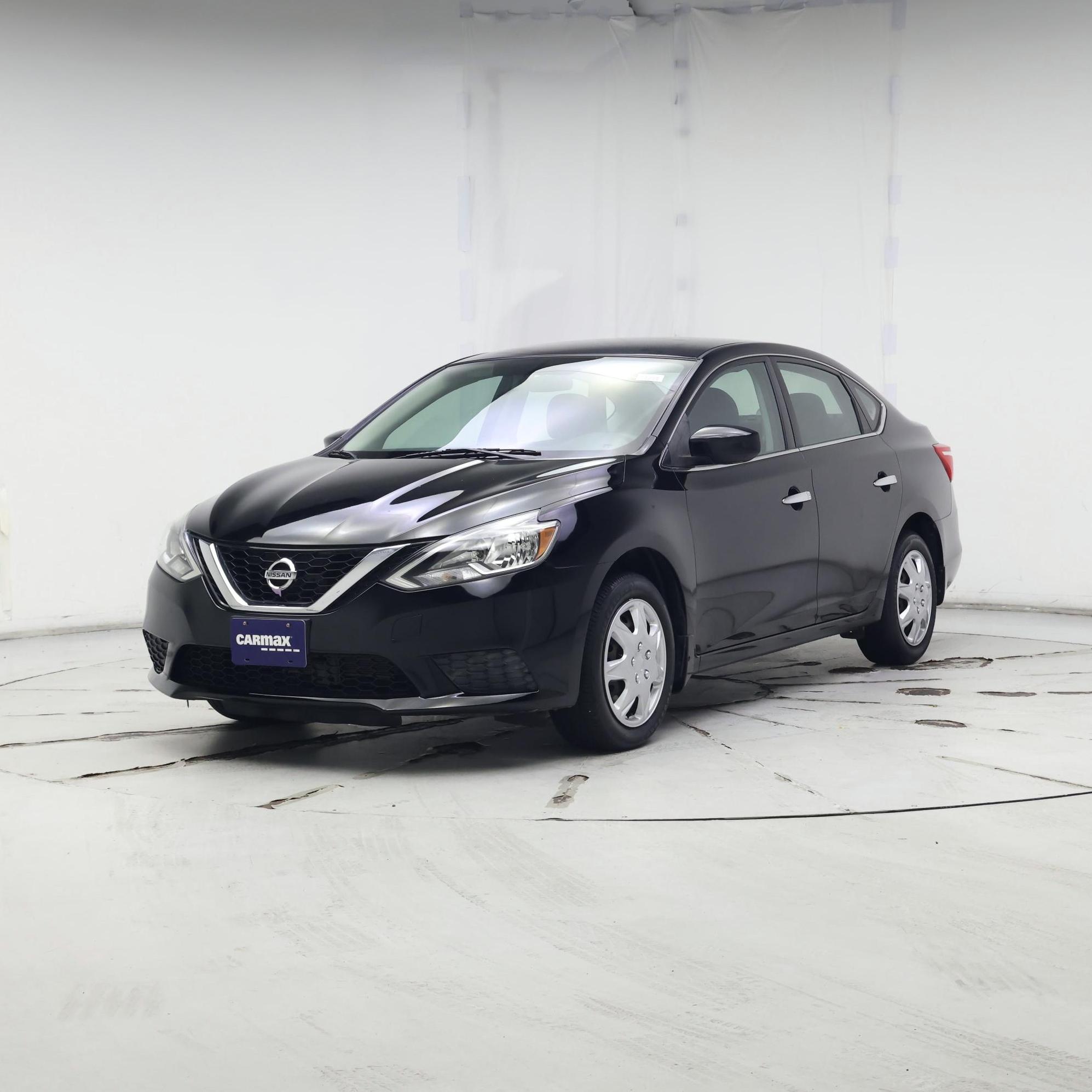 Thumbnail: 2017 Nissan Sentra - 4