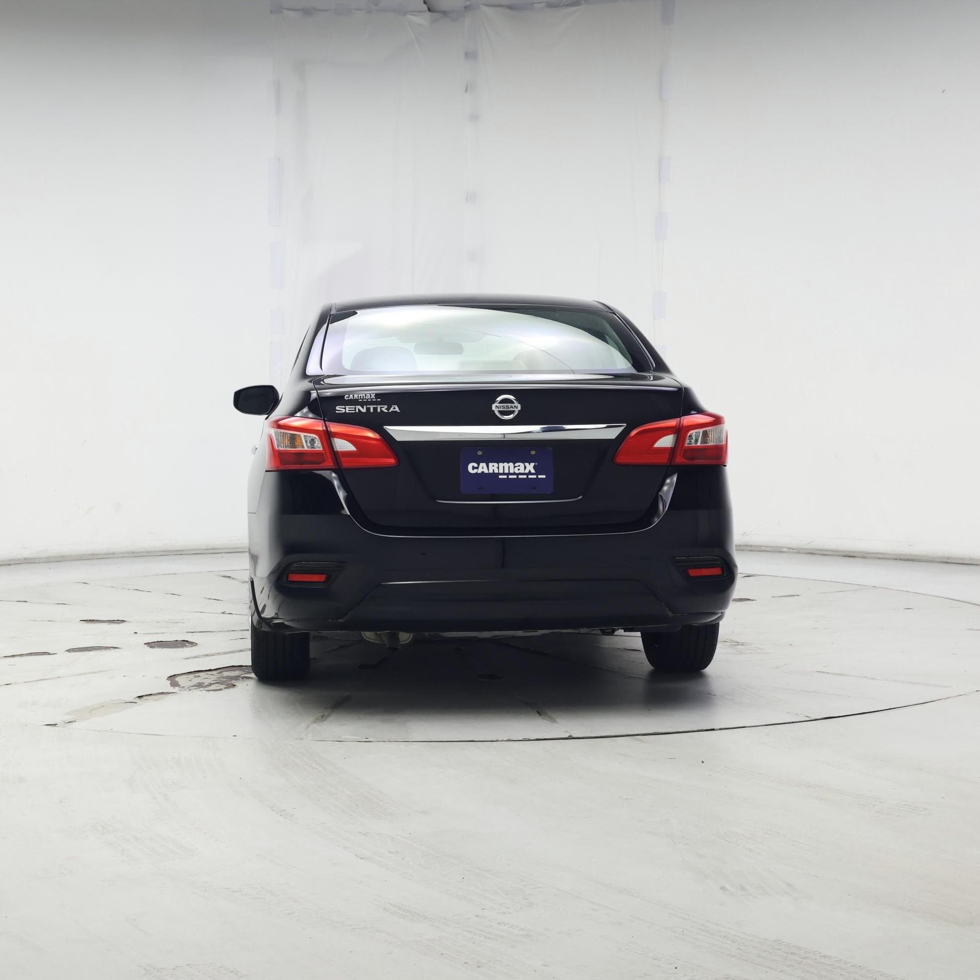 Thumbnail: 2017 Nissan Sentra - 6