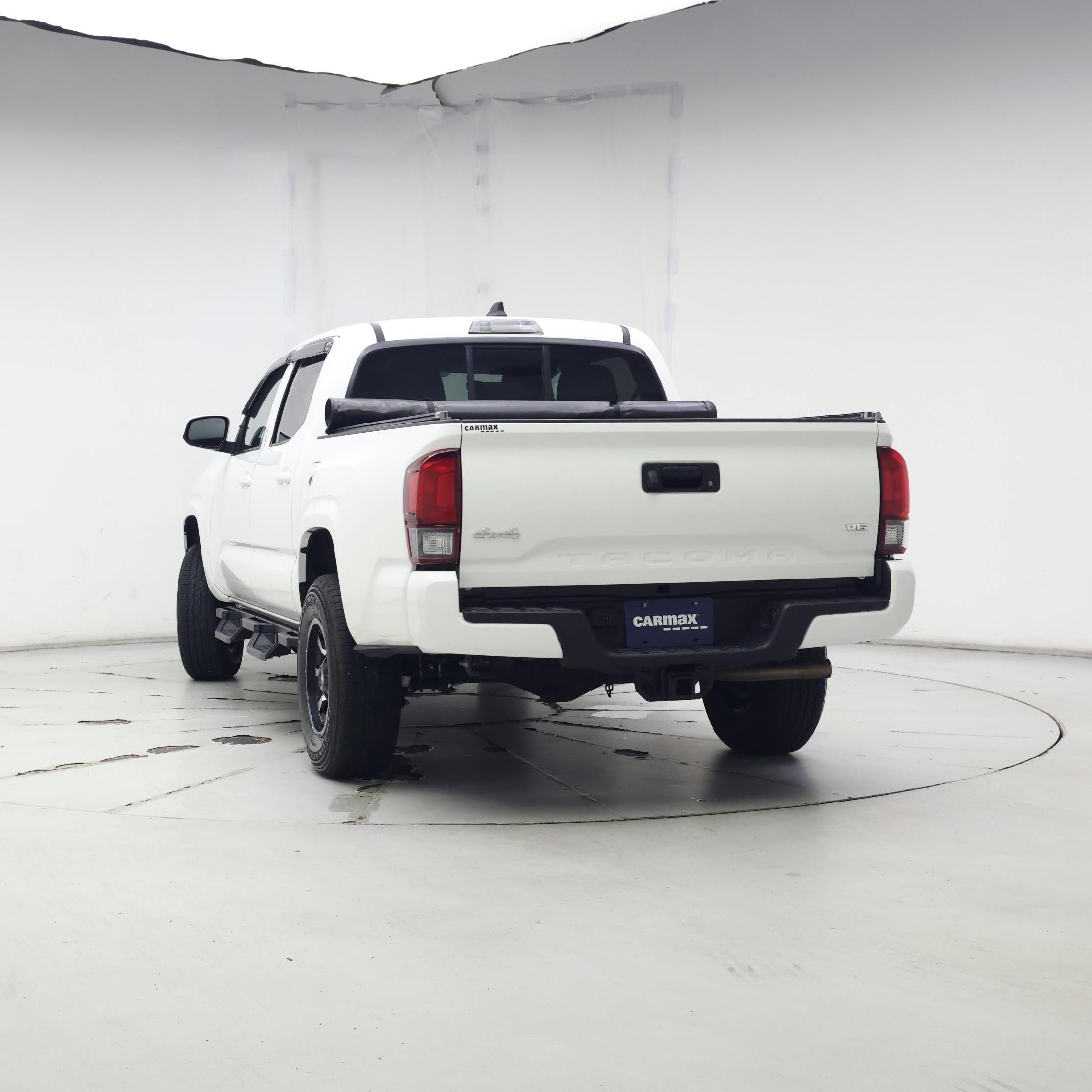 Thumbnail: 2022 Toyota Tacoma - 6