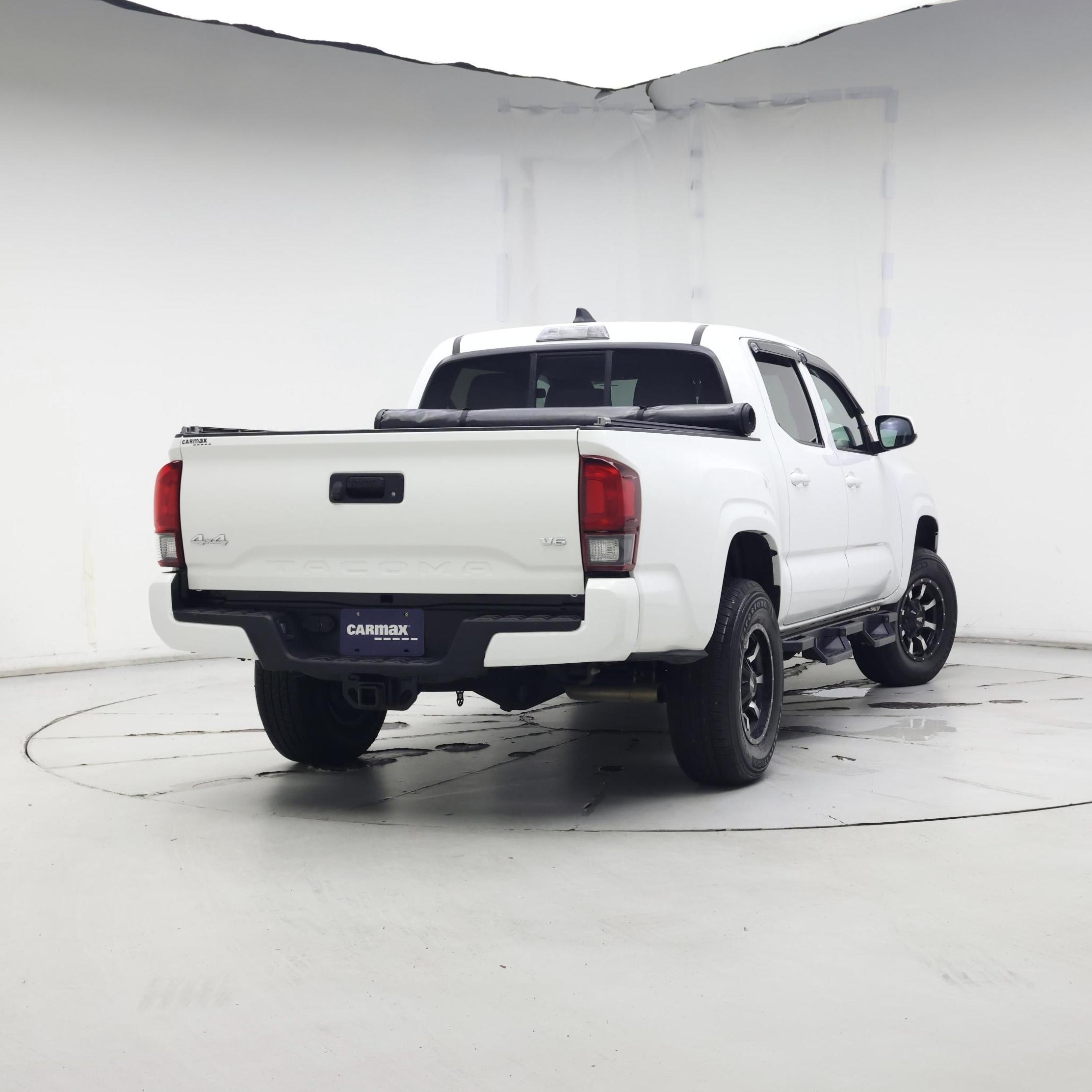 Thumbnail: 2022 Toyota Tacoma - 8