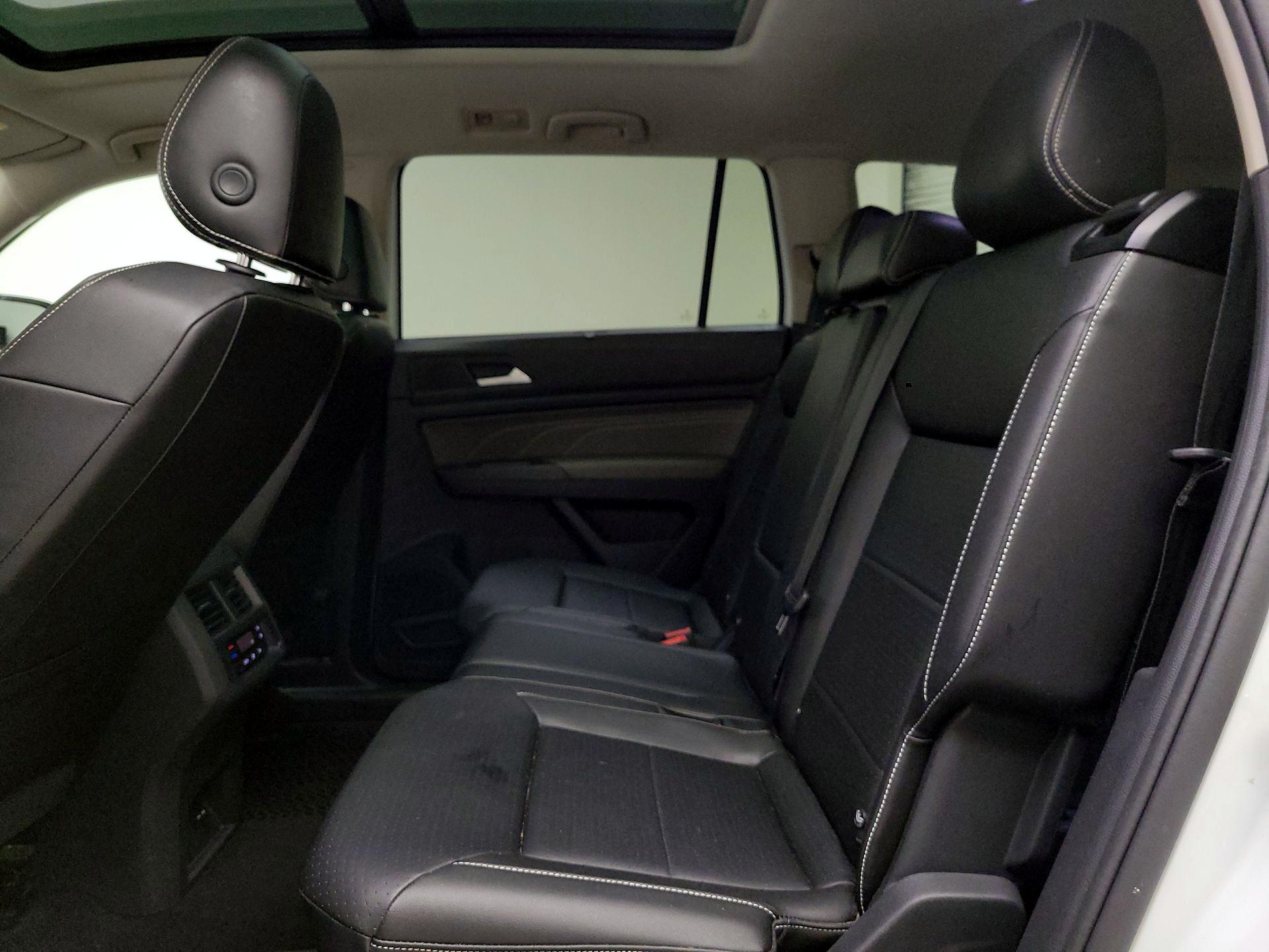 Thumbnail: 2021 Volkswagen Atlas - 20
