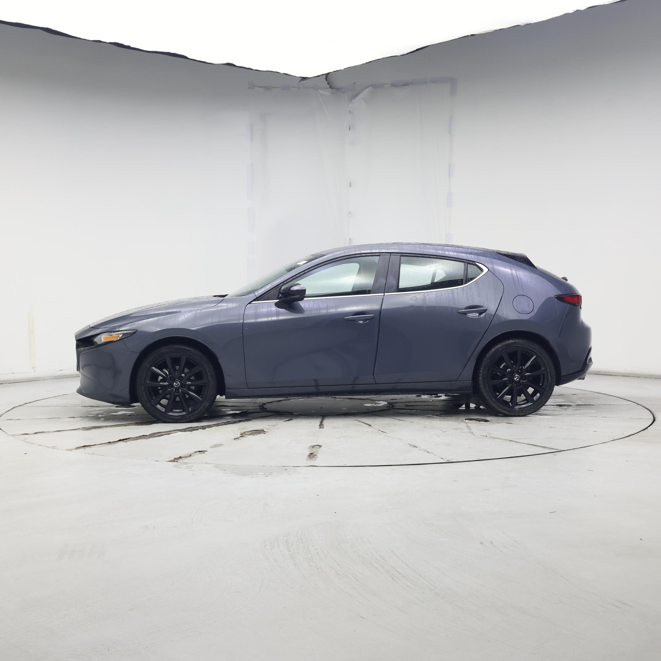 Thumbnail: 2023 Mazda Mazda3 - 3