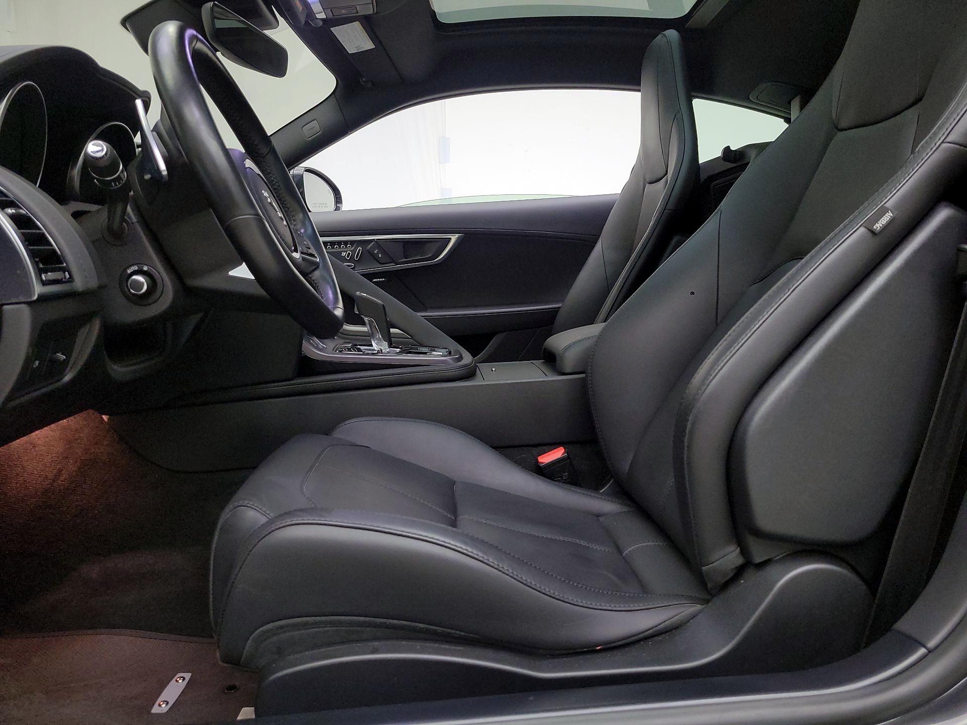 Thumbnail: 2019 Jaguar F-Type - 11