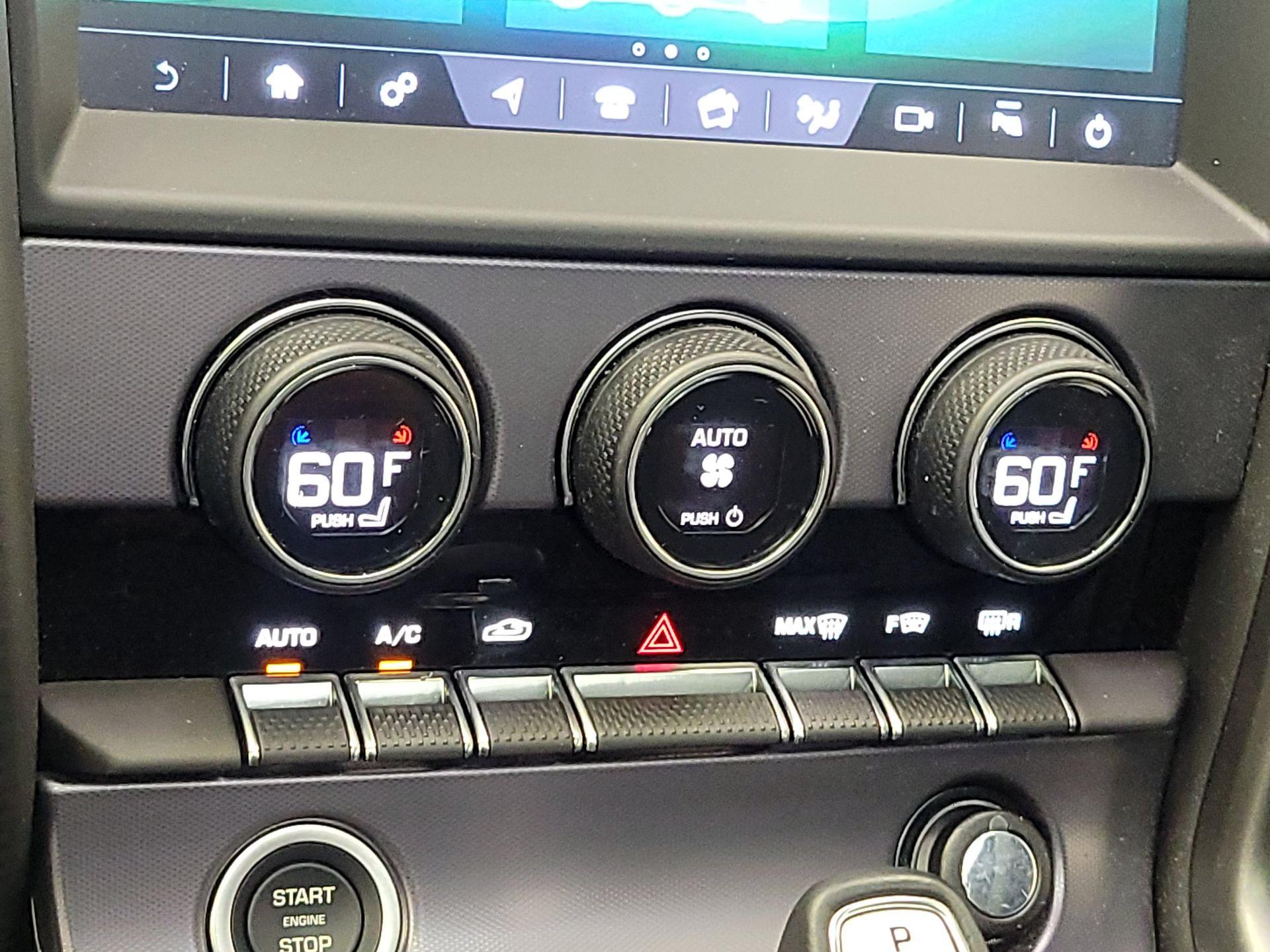 Thumbnail: 2019 Jaguar F-Type - 16