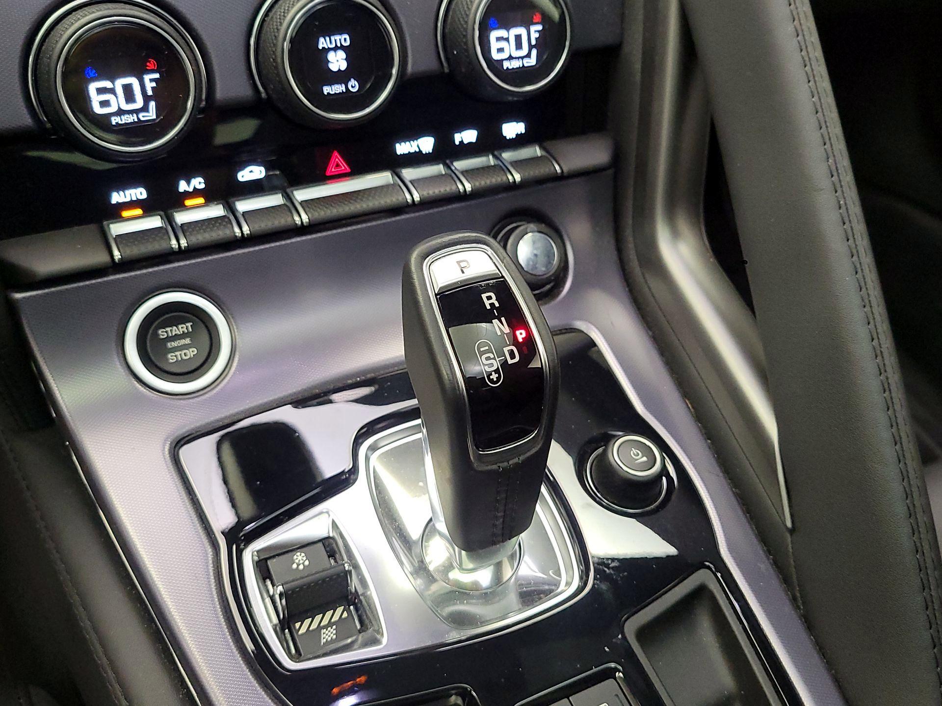 Thumbnail: 2019 Jaguar F-Type - 17