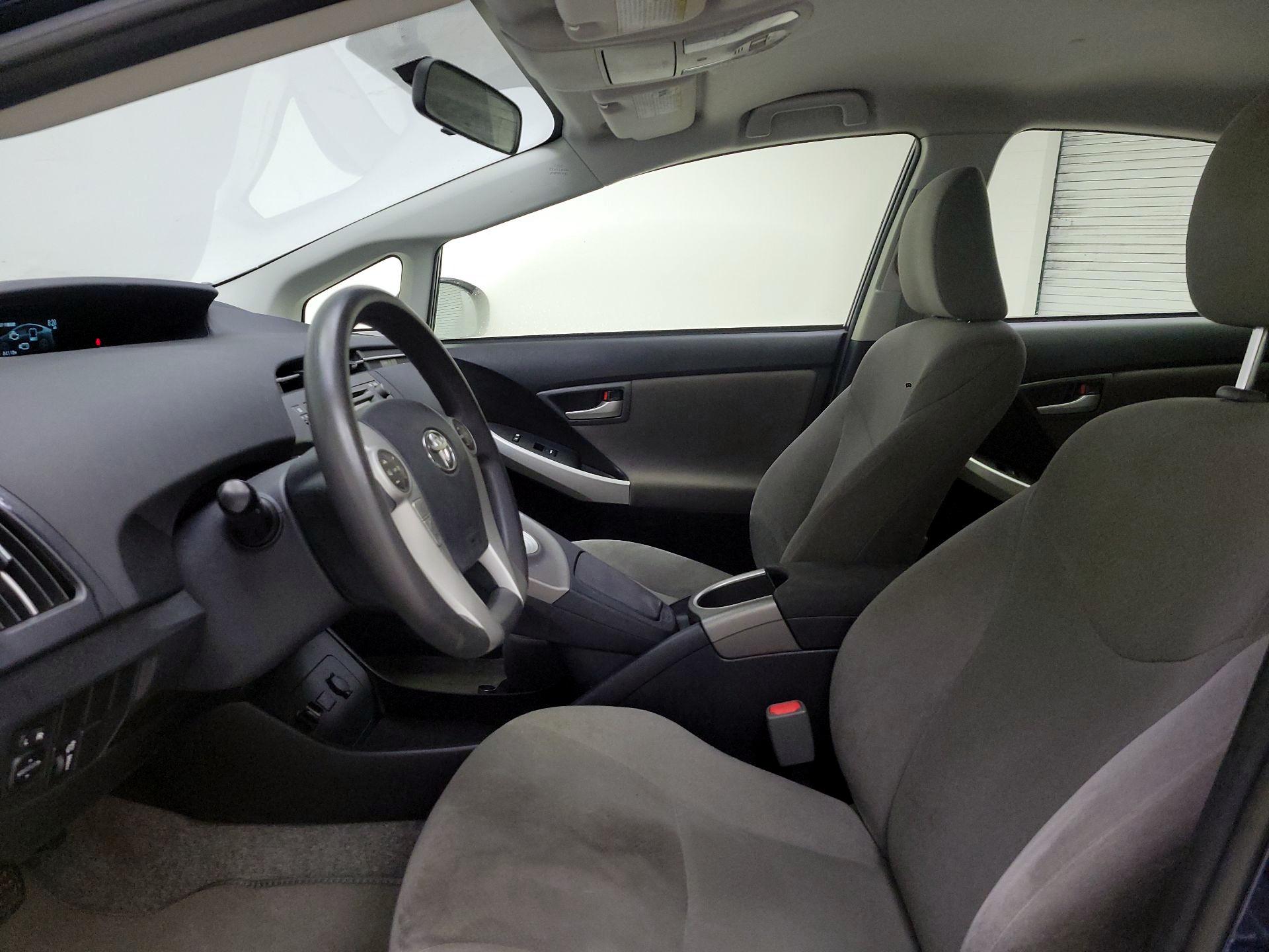 Thumbnail: 2014 Toyota Prius - 11