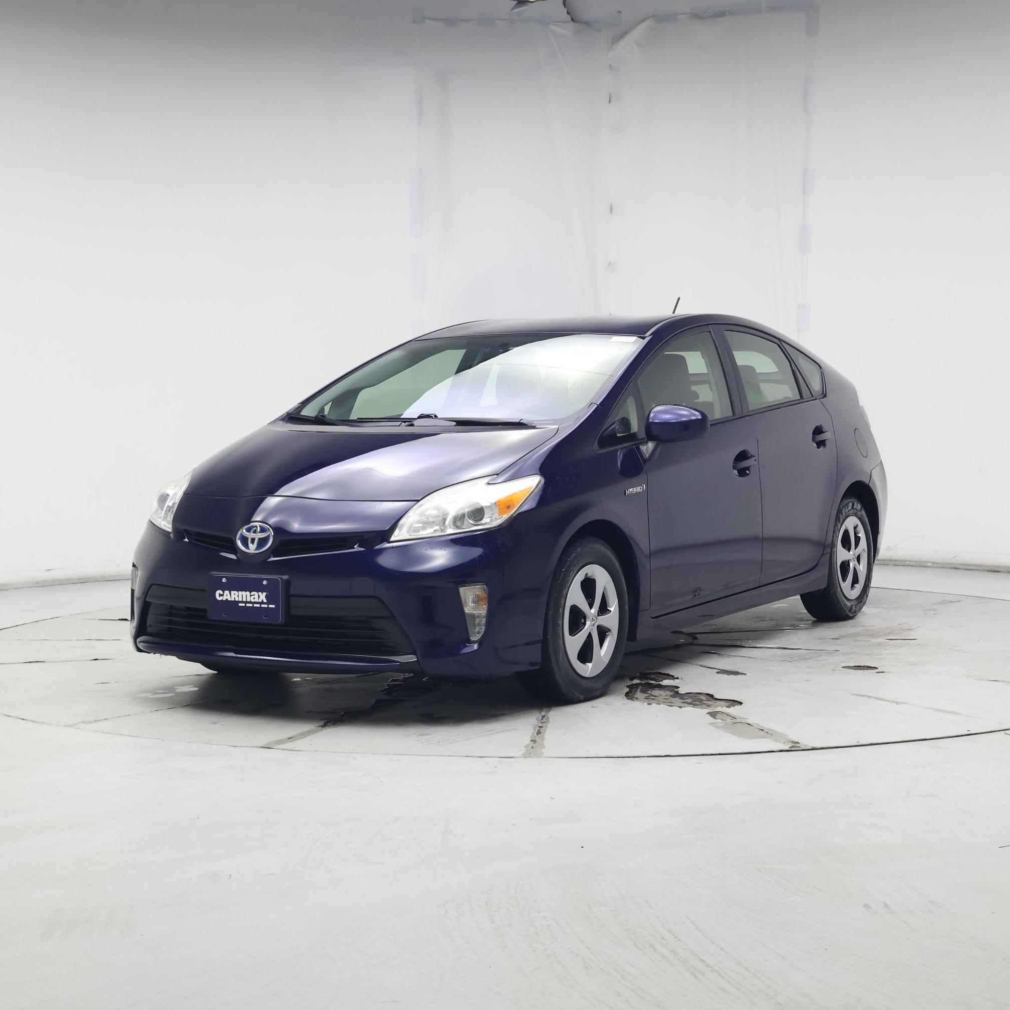 Thumbnail: 2014 Toyota Prius - 4