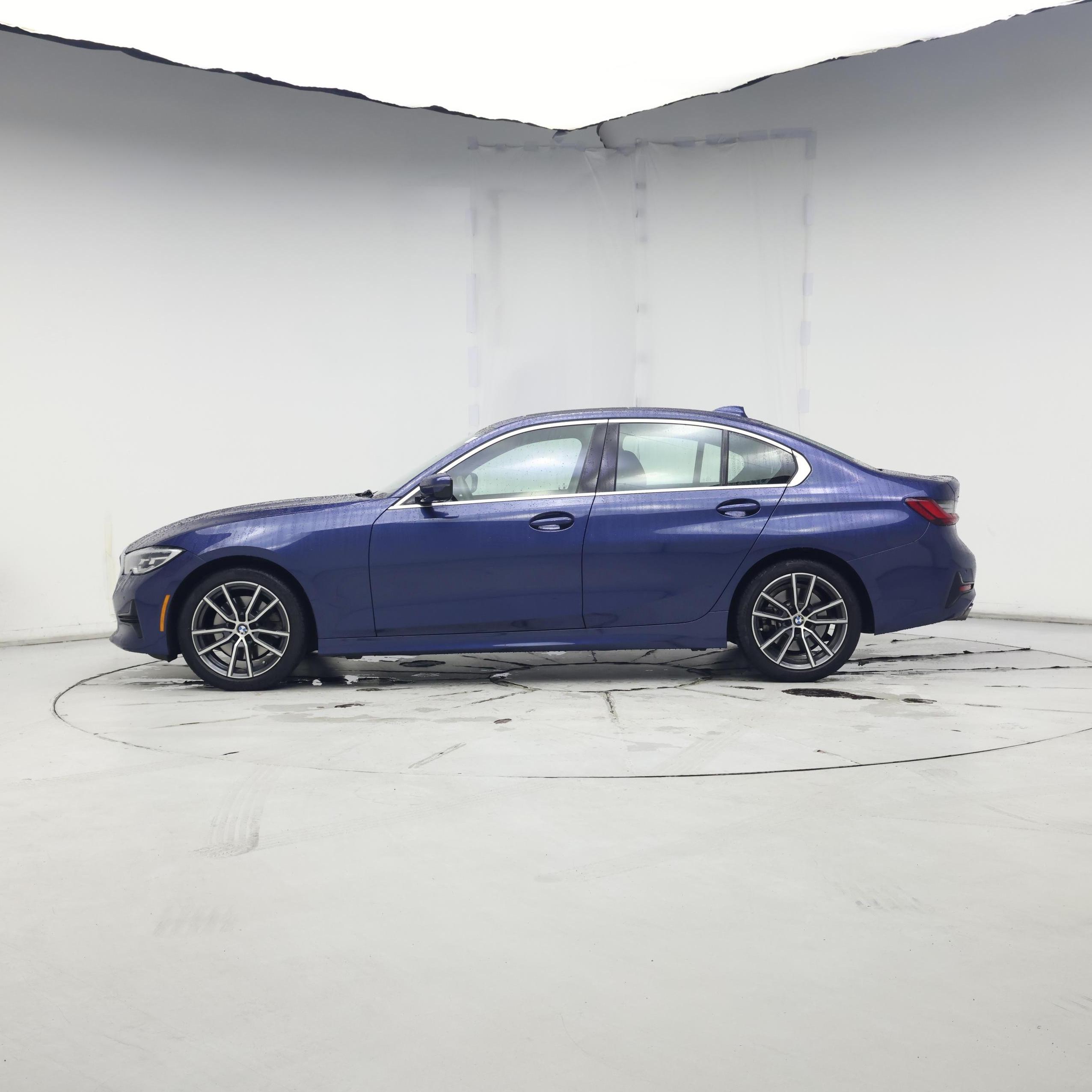 Thumbnail: 2022 BMW 3 Series - 3