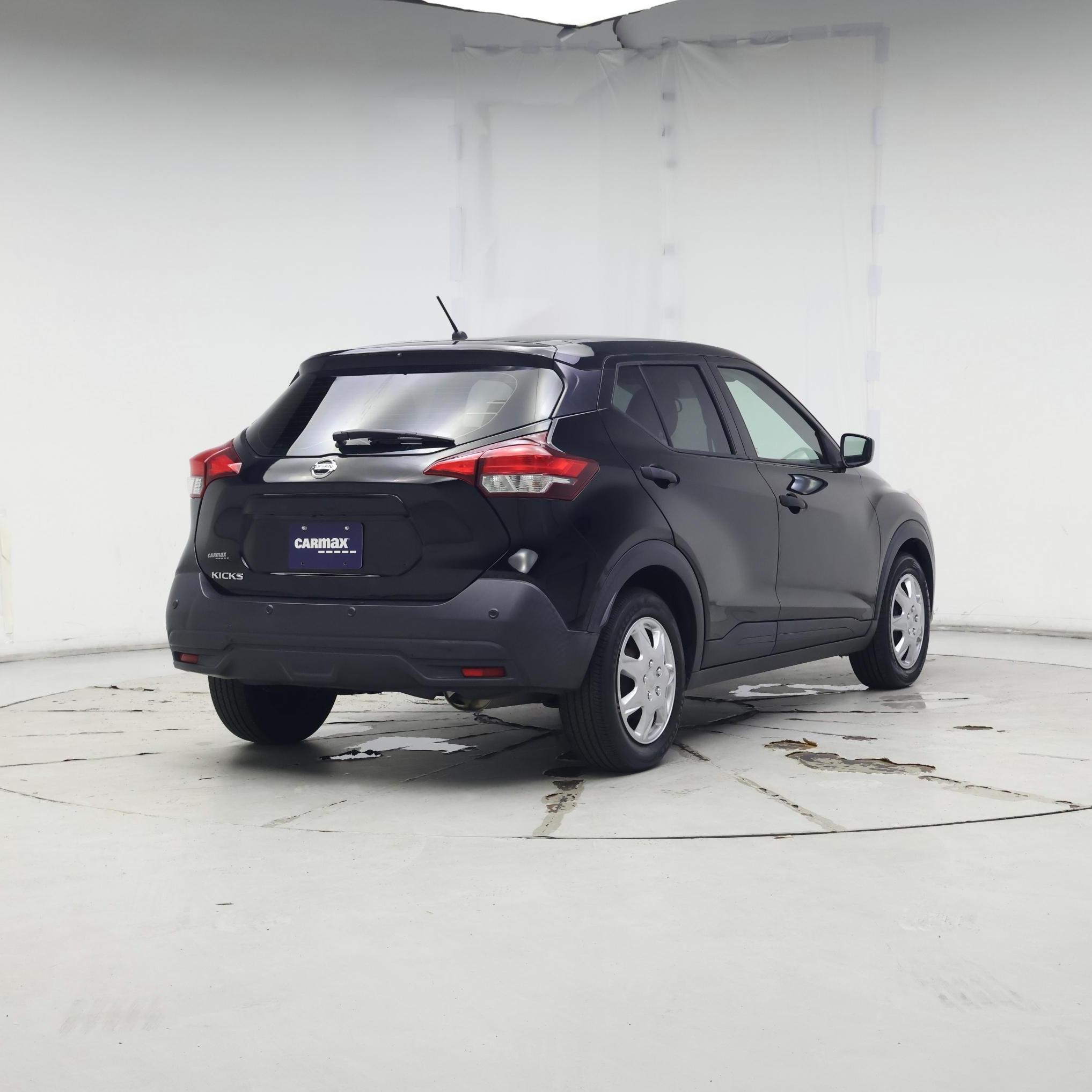 Thumbnail: 2020 Nissan Kicks - 8