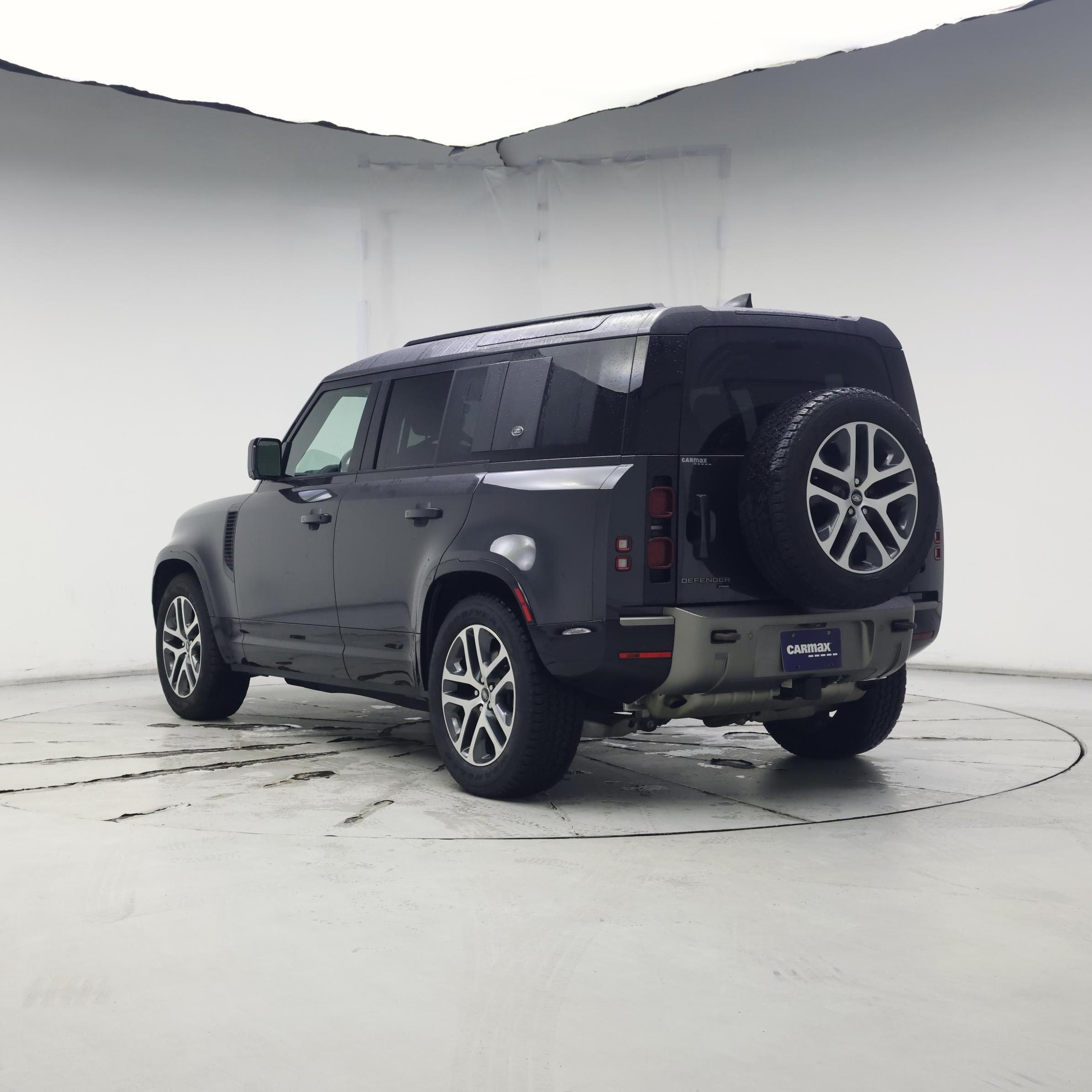 Thumbnail: 2022 Land Rover Defender - 2