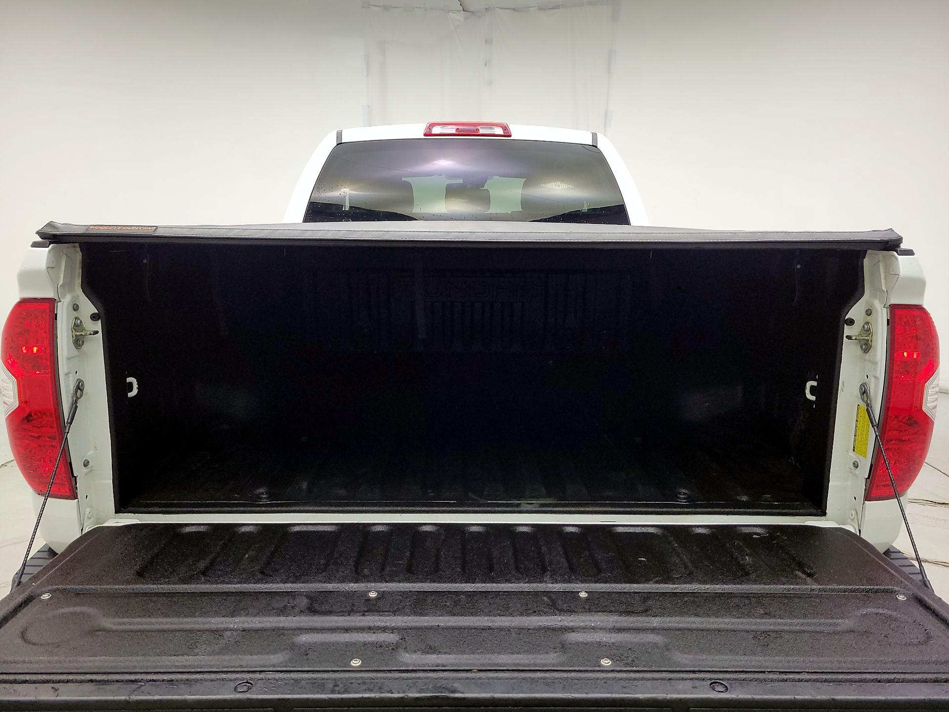 Thumbnail: 2019 Toyota Tundra - 20
