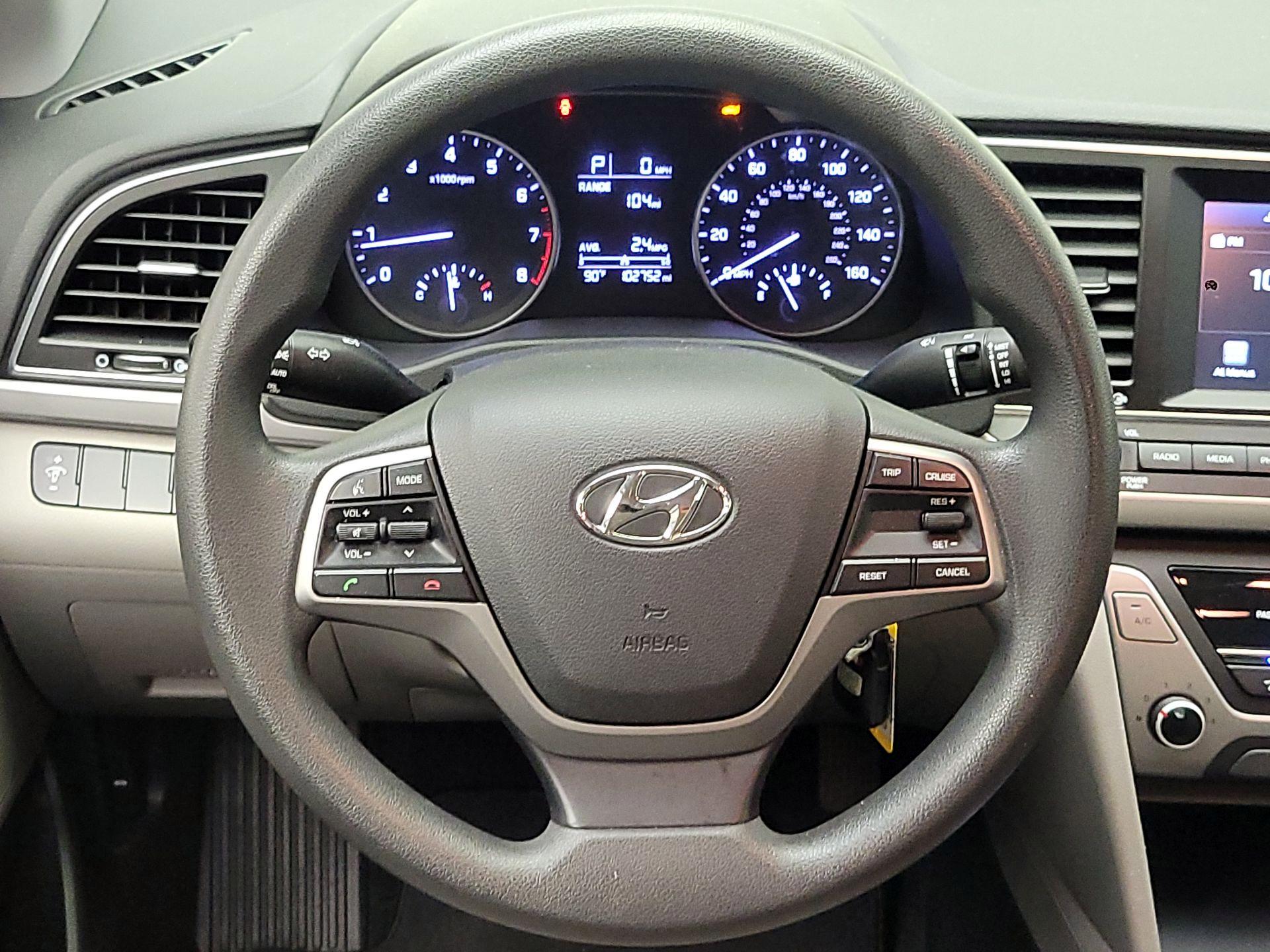 Thumbnail: 2017 Hyundai Elantra - 10