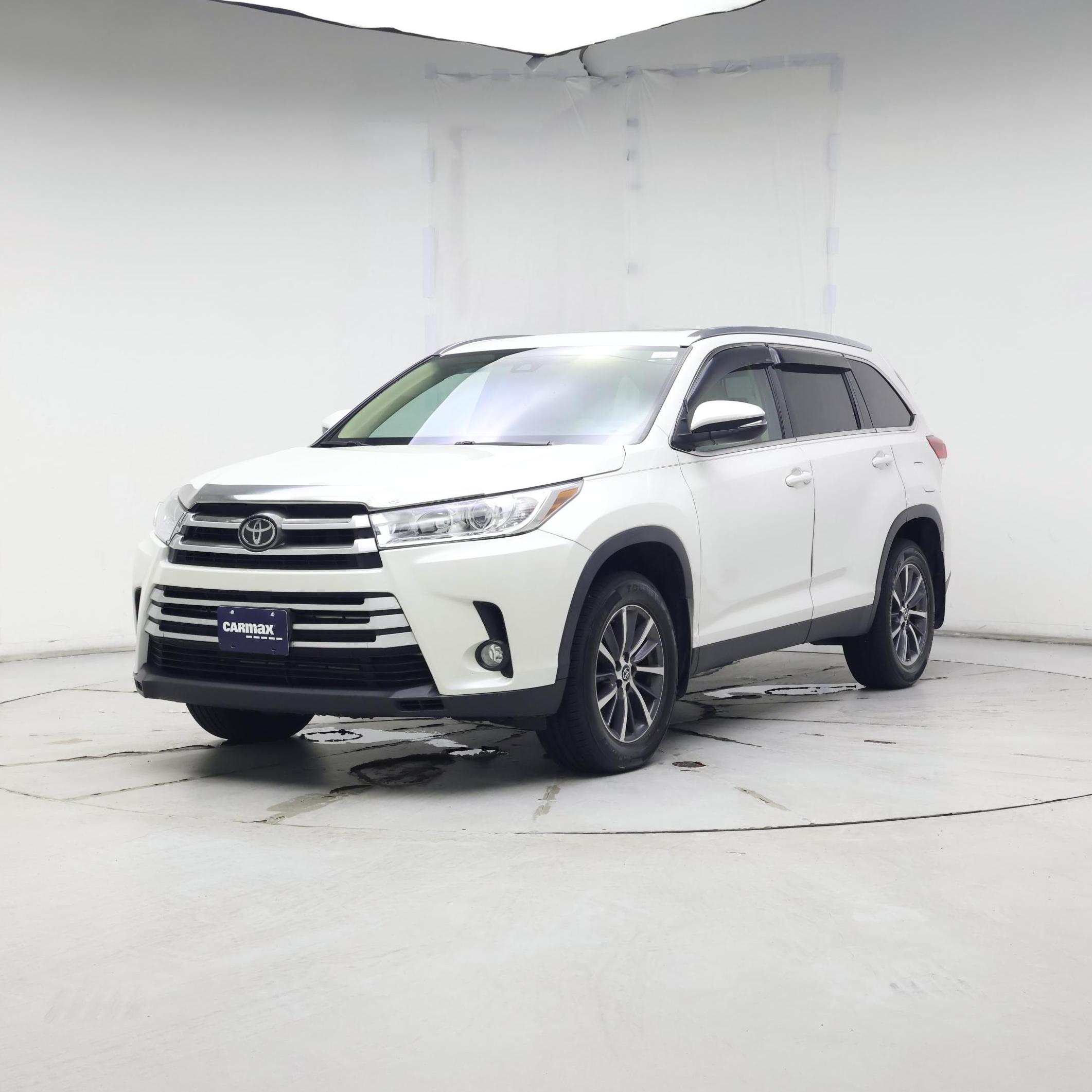 Thumbnail: 2019 Toyota Highlander - 4