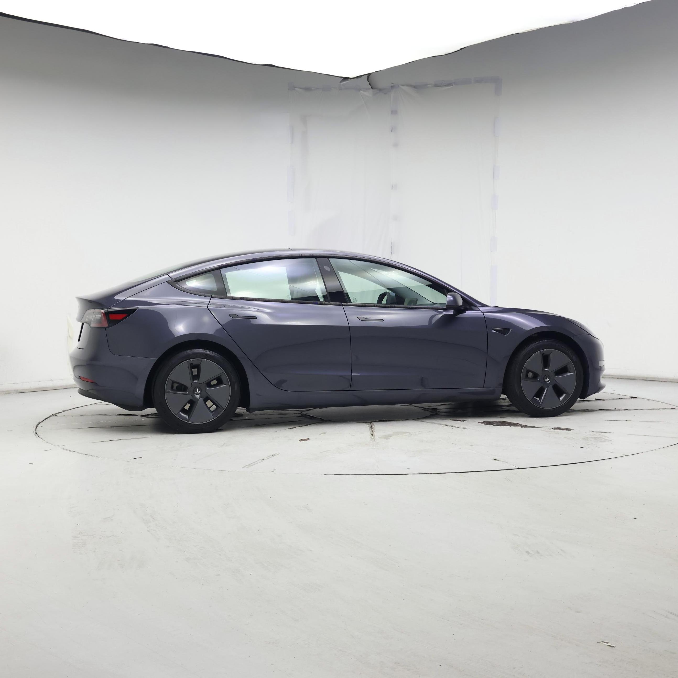 Thumbnail: 2021 Tesla Model 3 - 7