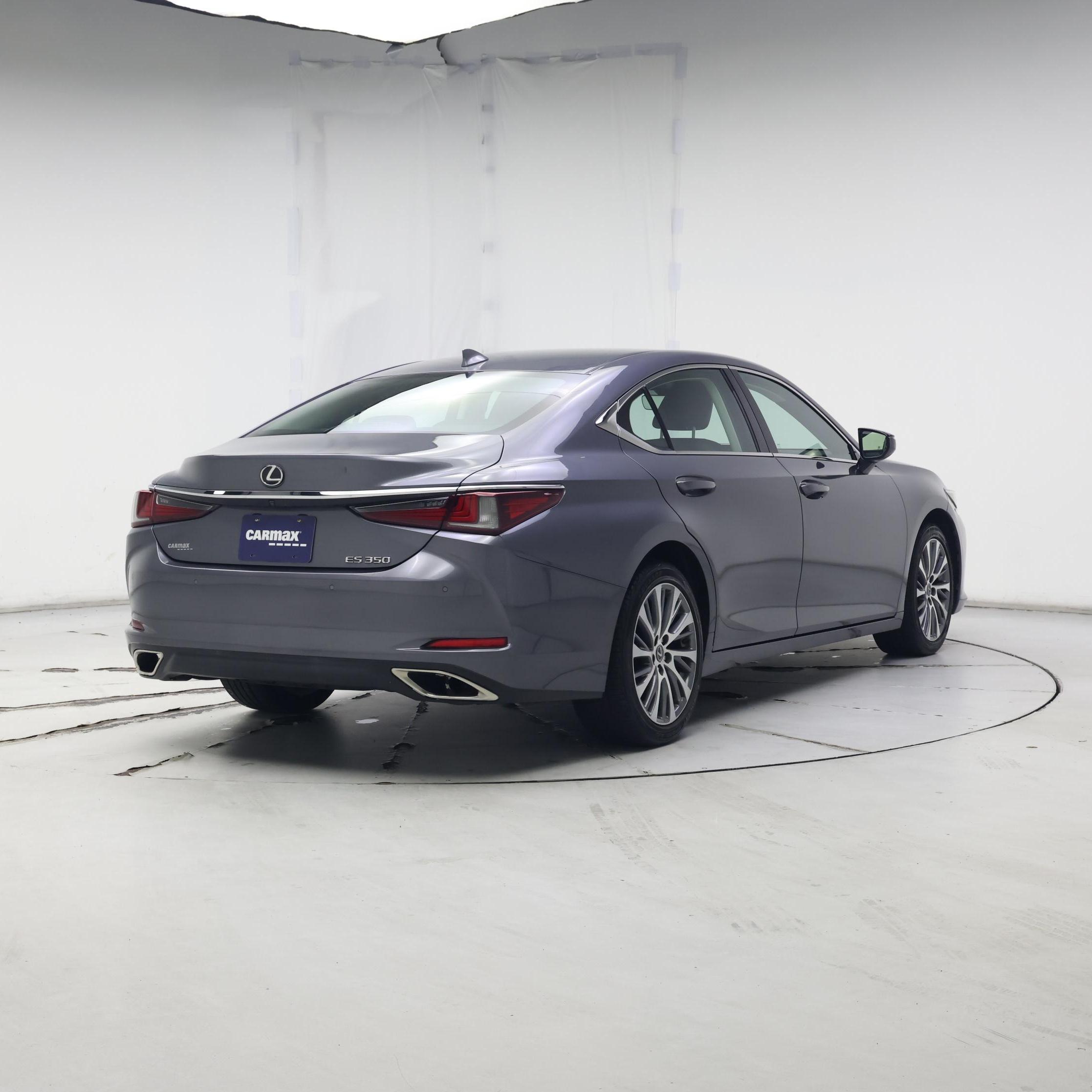 Thumbnail: 2019 Lexus ES - 8