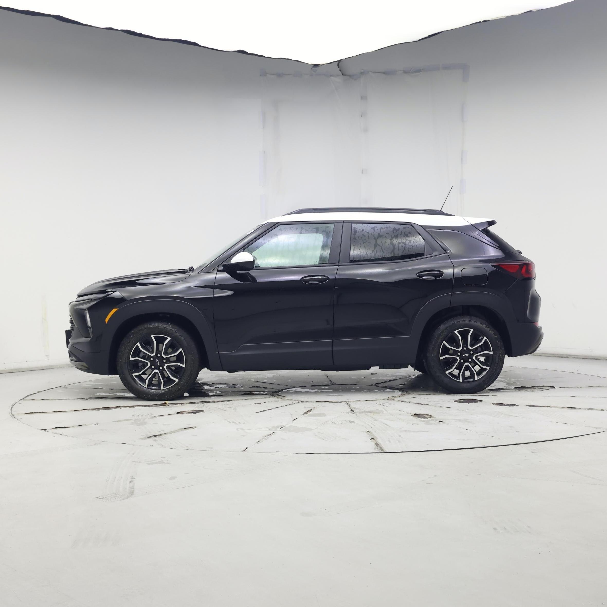 Thumbnail: 2025 Chevrolet TrailBlazer - 3