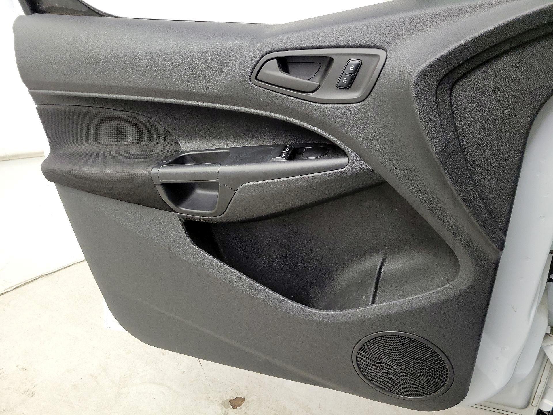 Thumbnail: 2016 Ford Transit Series - 12