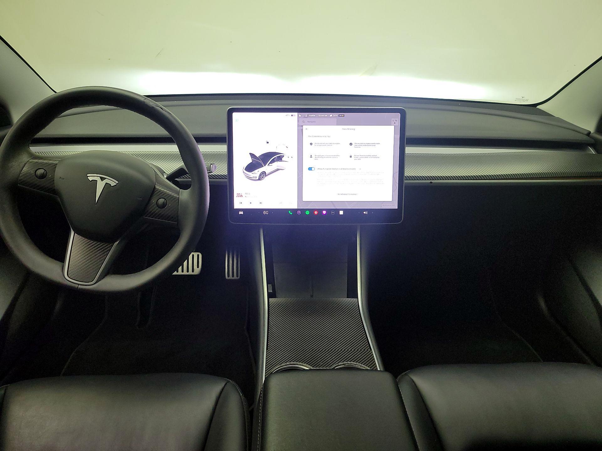 Thumbnail: 2020 Tesla Model 3 - 9
