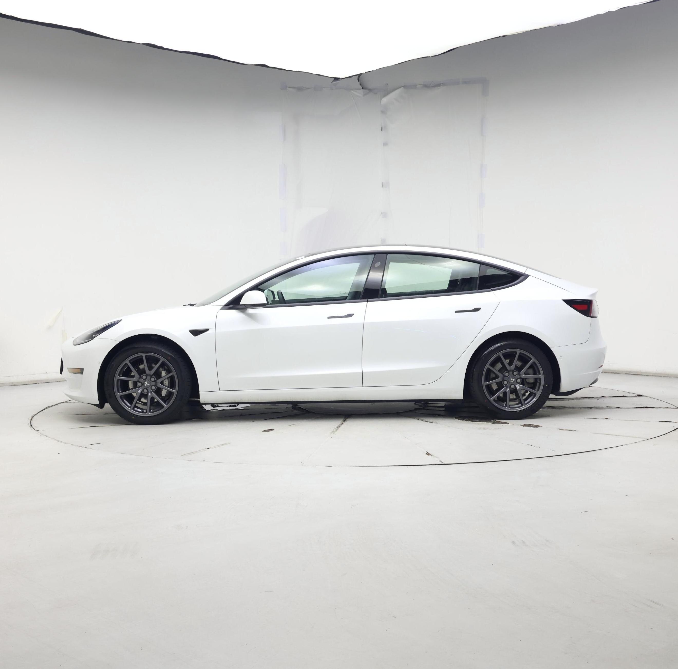 Thumbnail: 2020 Tesla Model 3 - 3