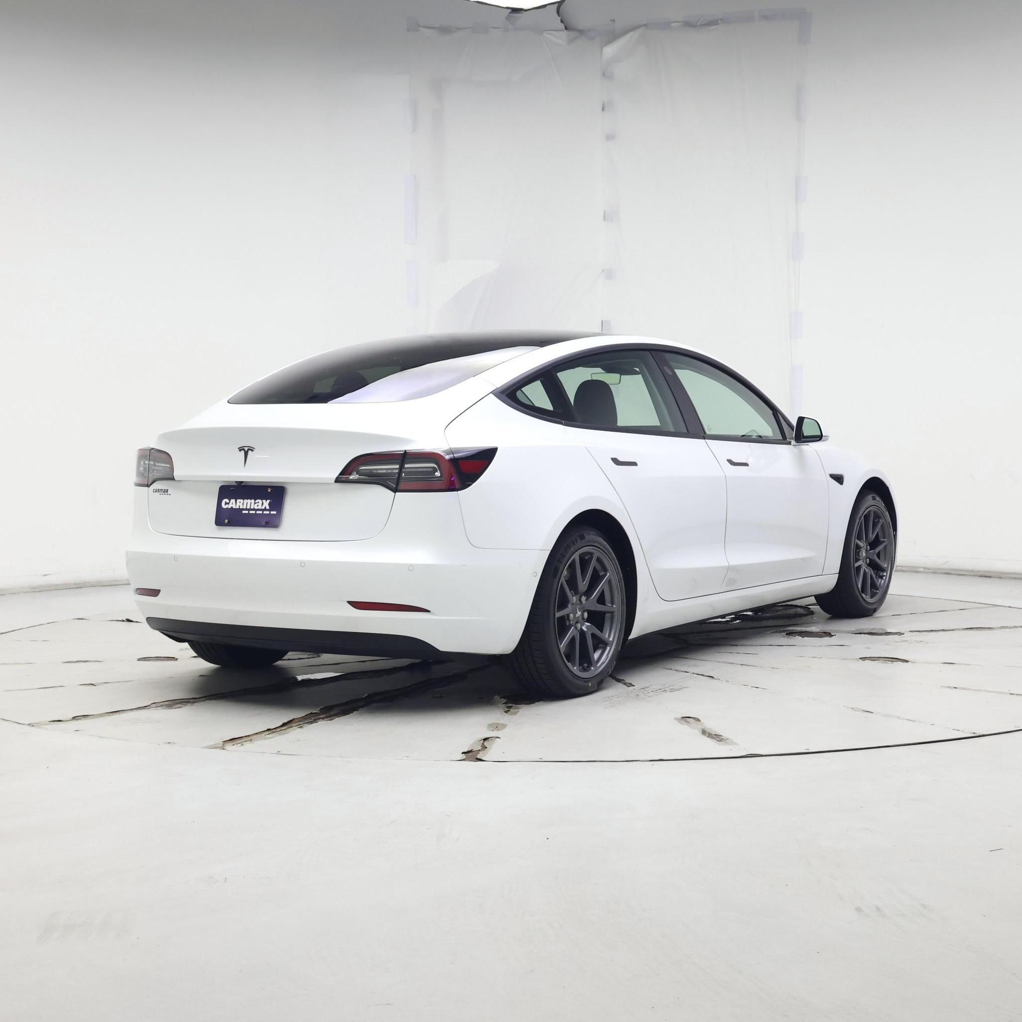 Thumbnail: 2020 Tesla Model 3 - 8