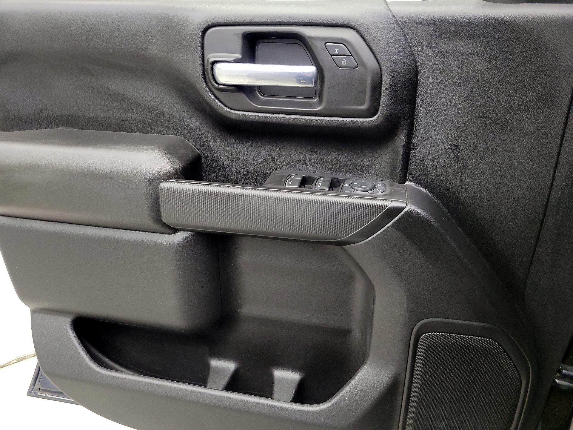 Thumbnail: 2021 Chevrolet Silverado 1500 - 12