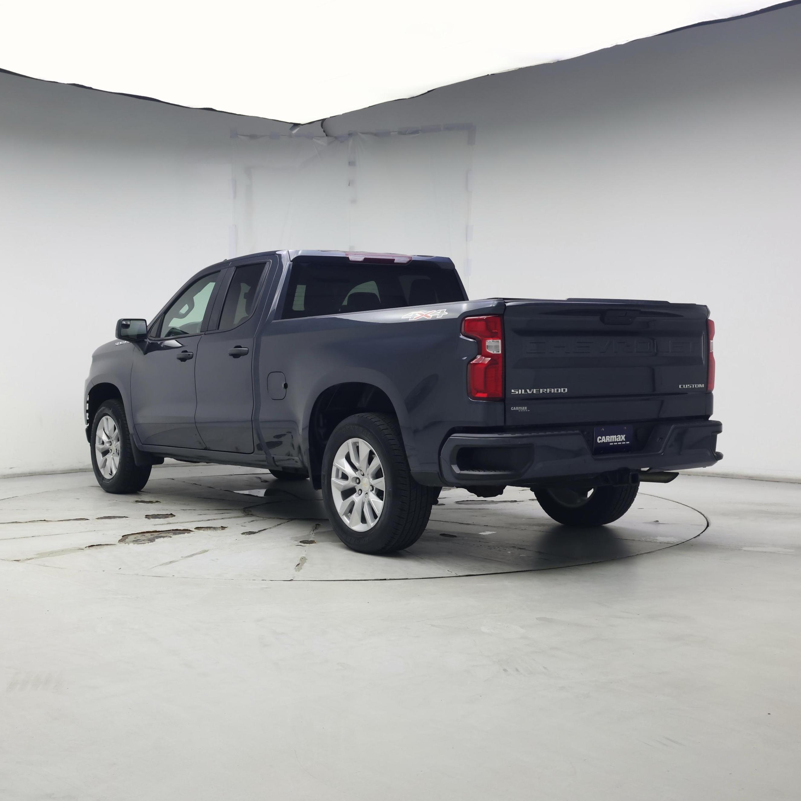 Thumbnail: 2021 Chevrolet Silverado 1500 - 2