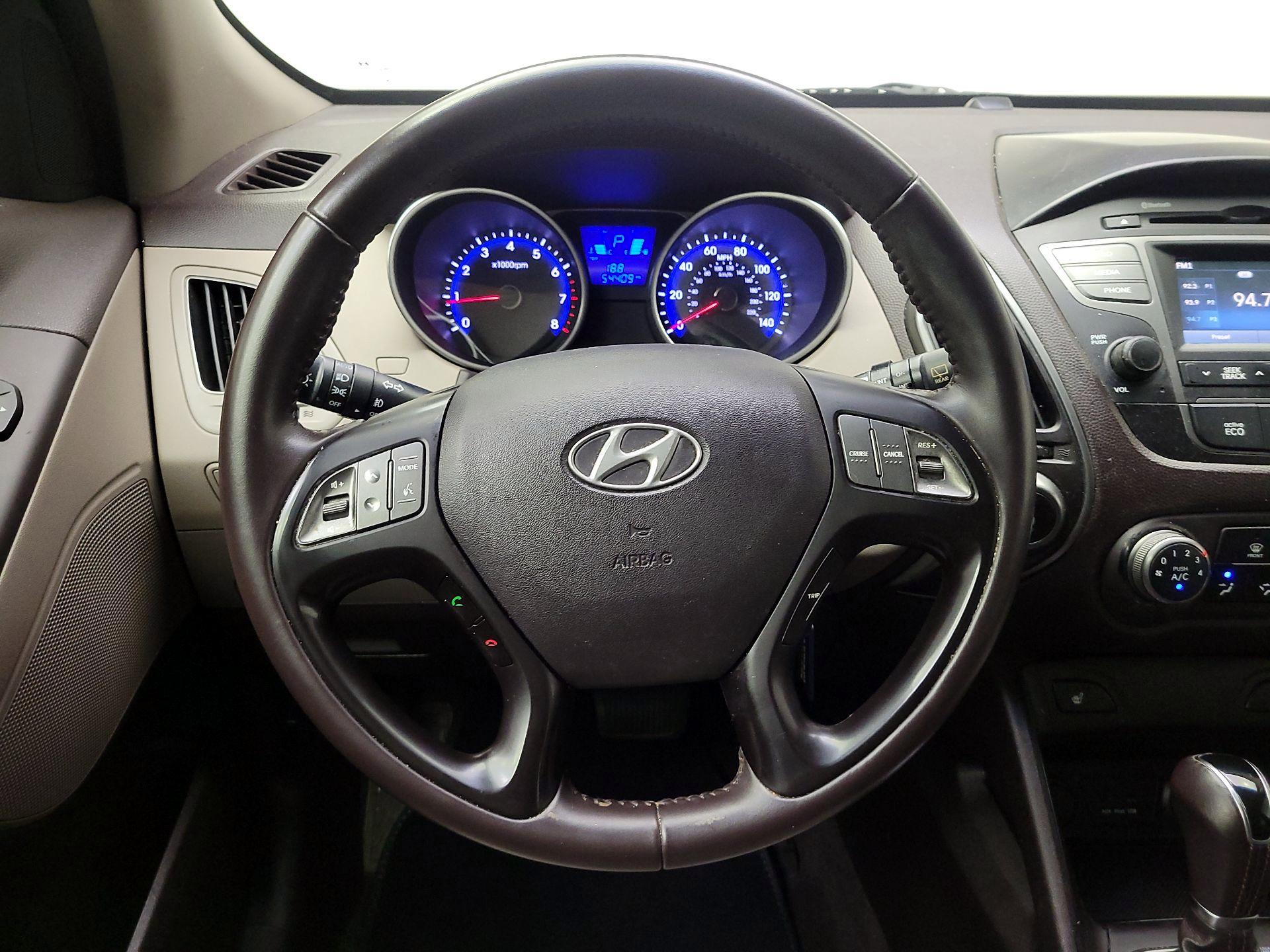Thumbnail: 2014 Hyundai Tucson - 10