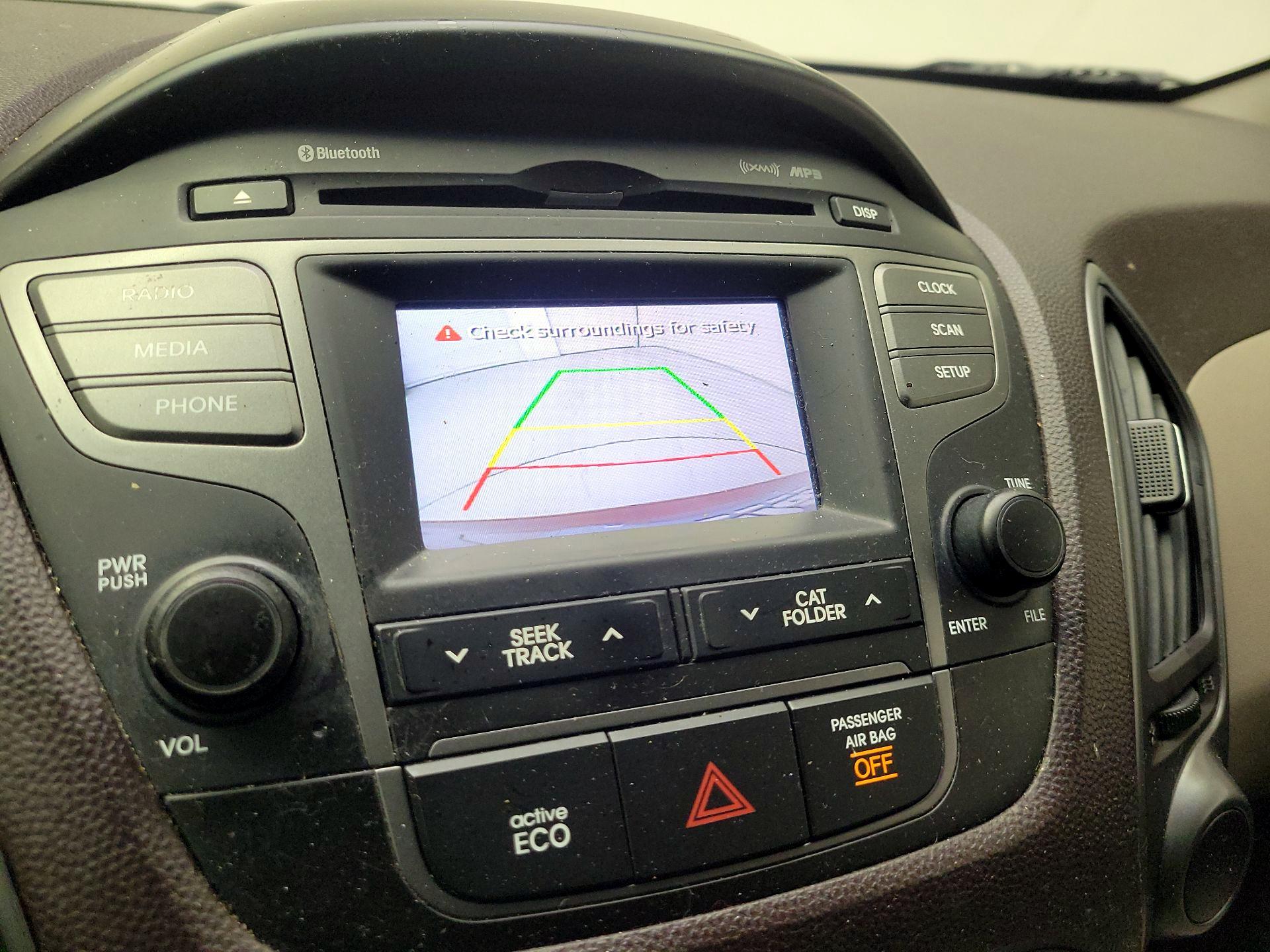 Thumbnail: 2014 Hyundai Tucson - 14