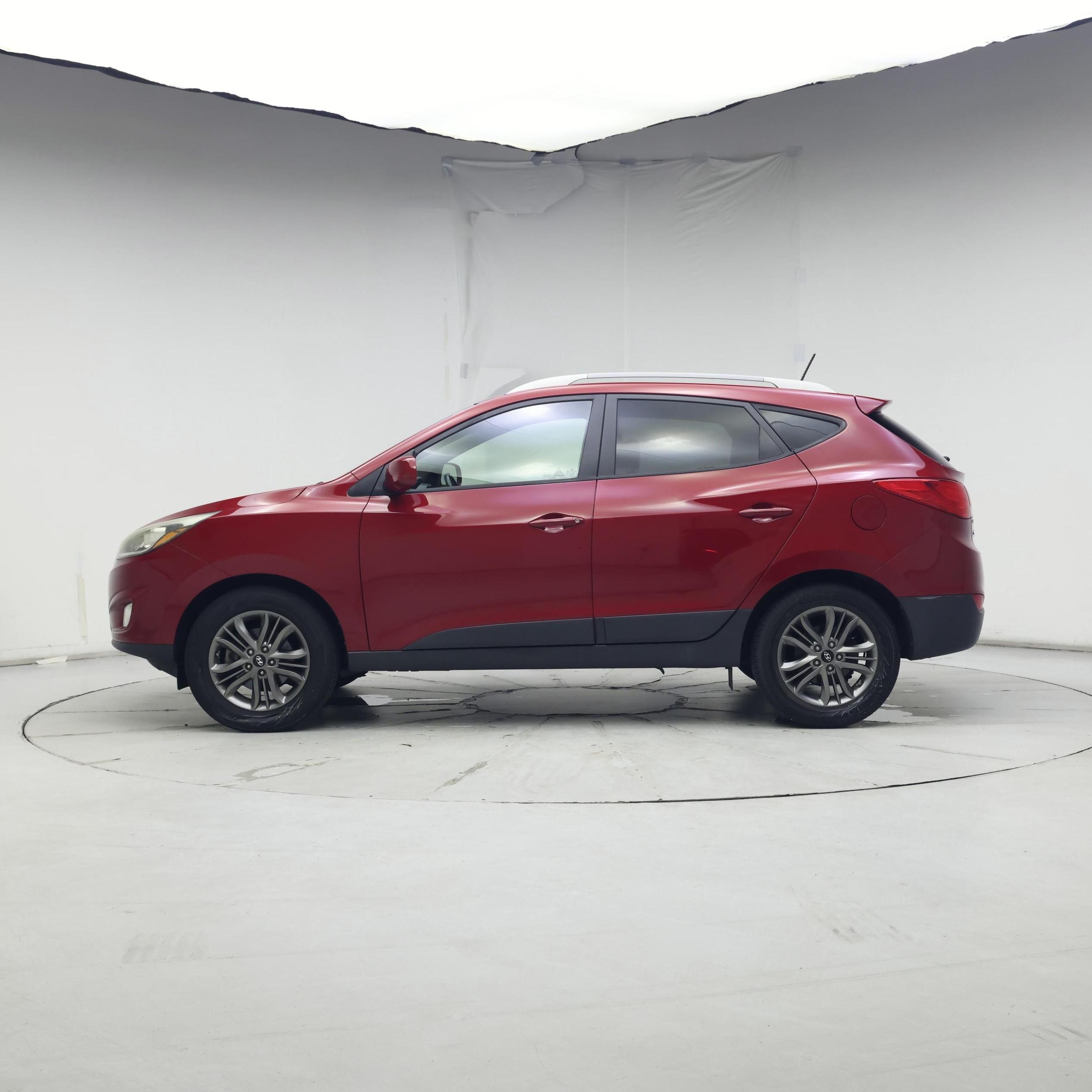 Thumbnail: 2014 Hyundai Tucson - 3