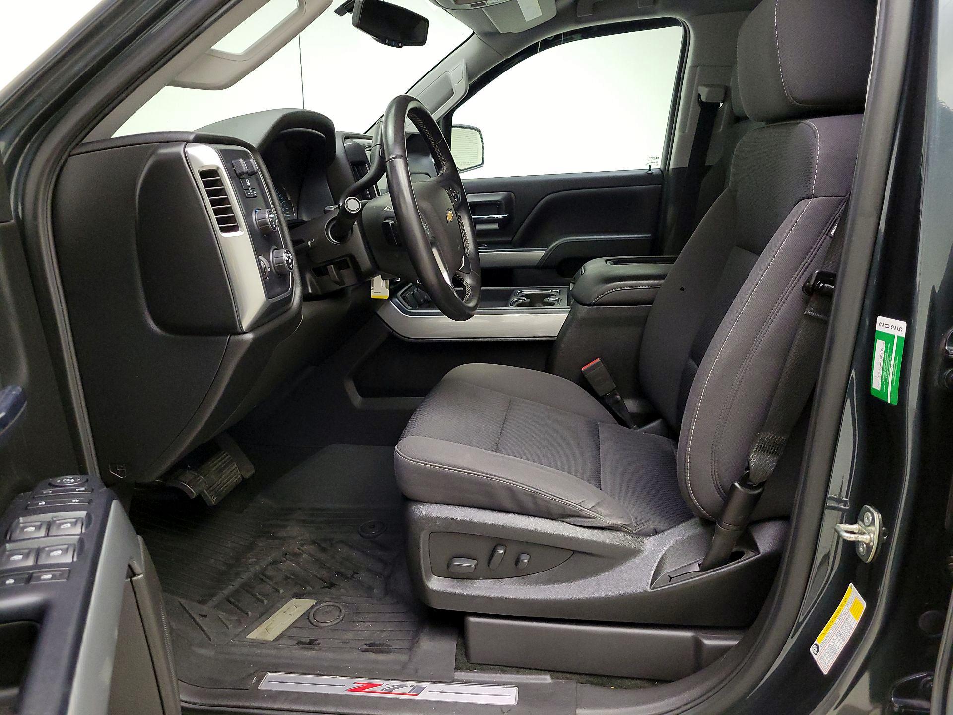 Thumbnail: 2018 Chevrolet Silverado 1500 - 11