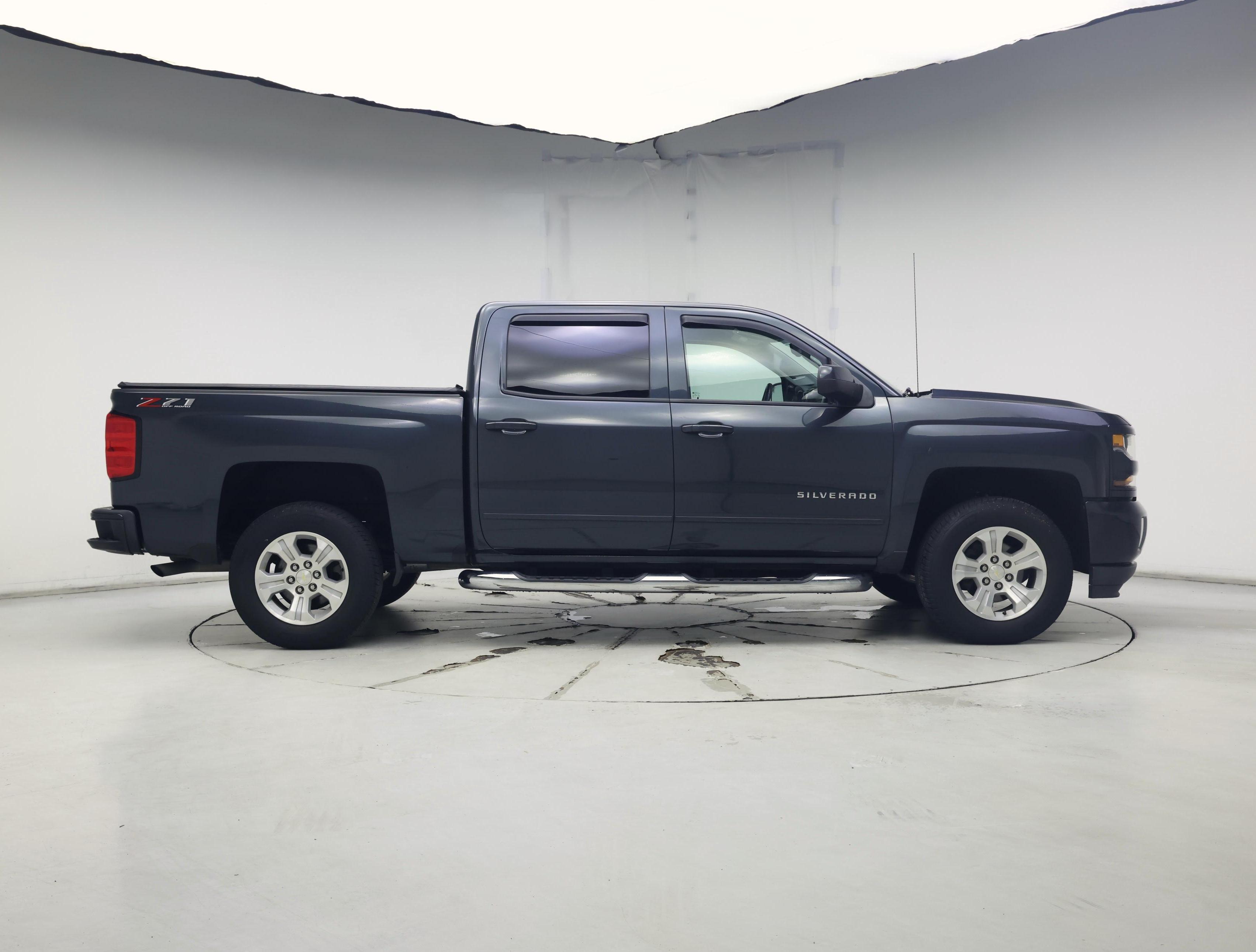 Thumbnail: 2018 Chevrolet Silverado 1500 - 7
