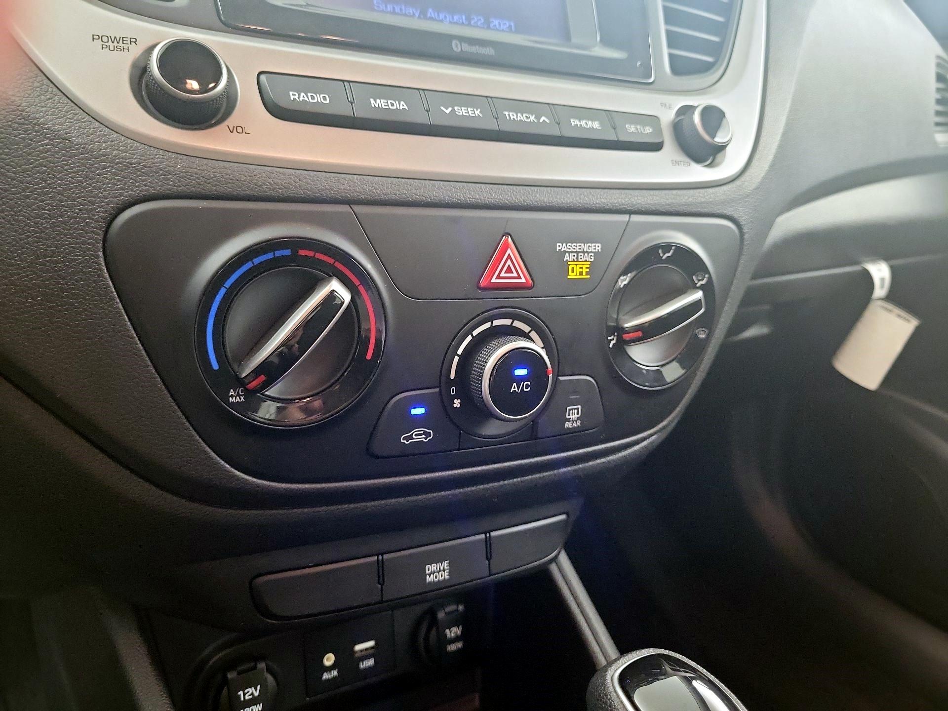 Thumbnail: 2020 Hyundai Accent - 14