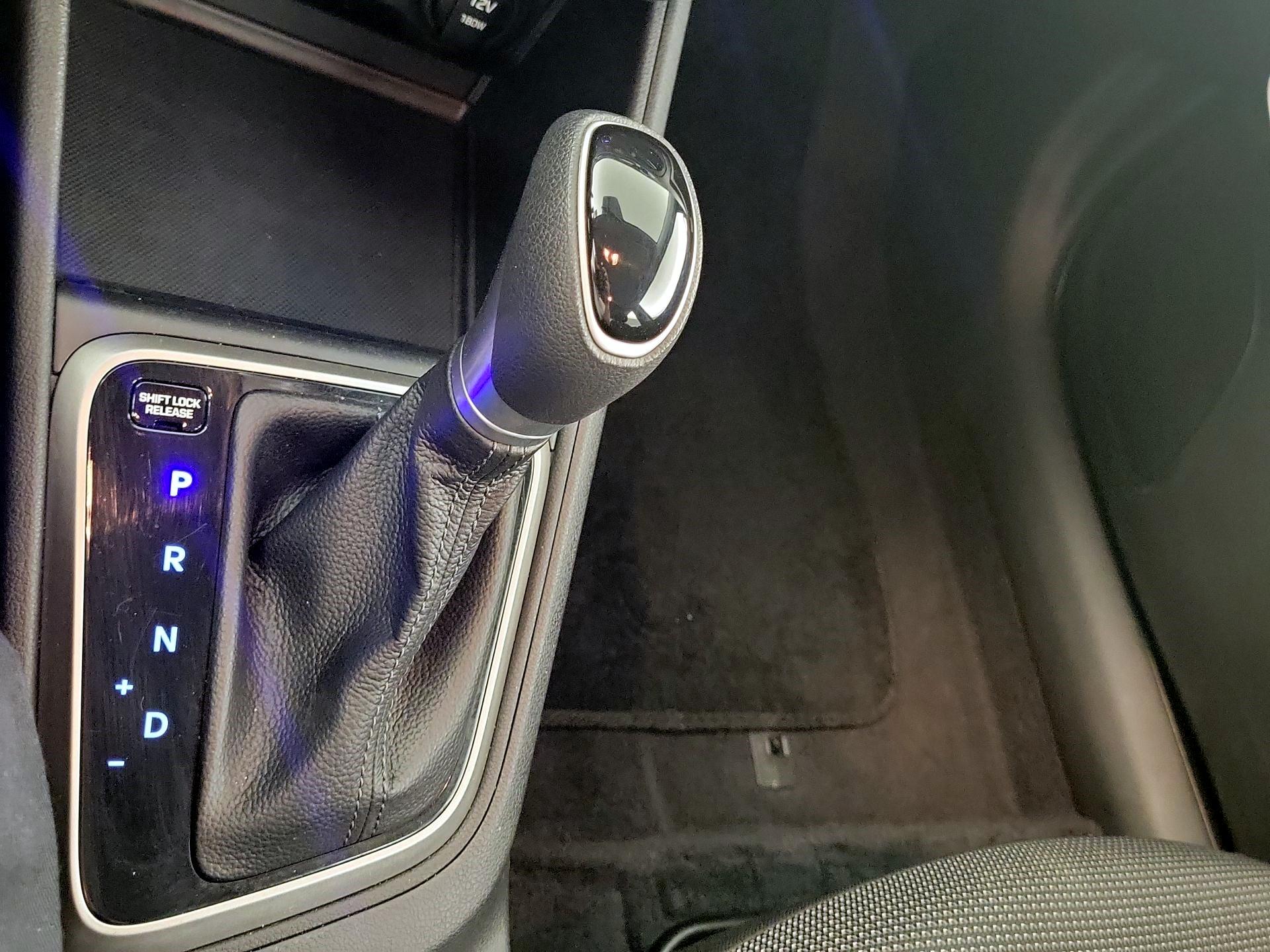 Thumbnail: 2020 Hyundai Accent - 15