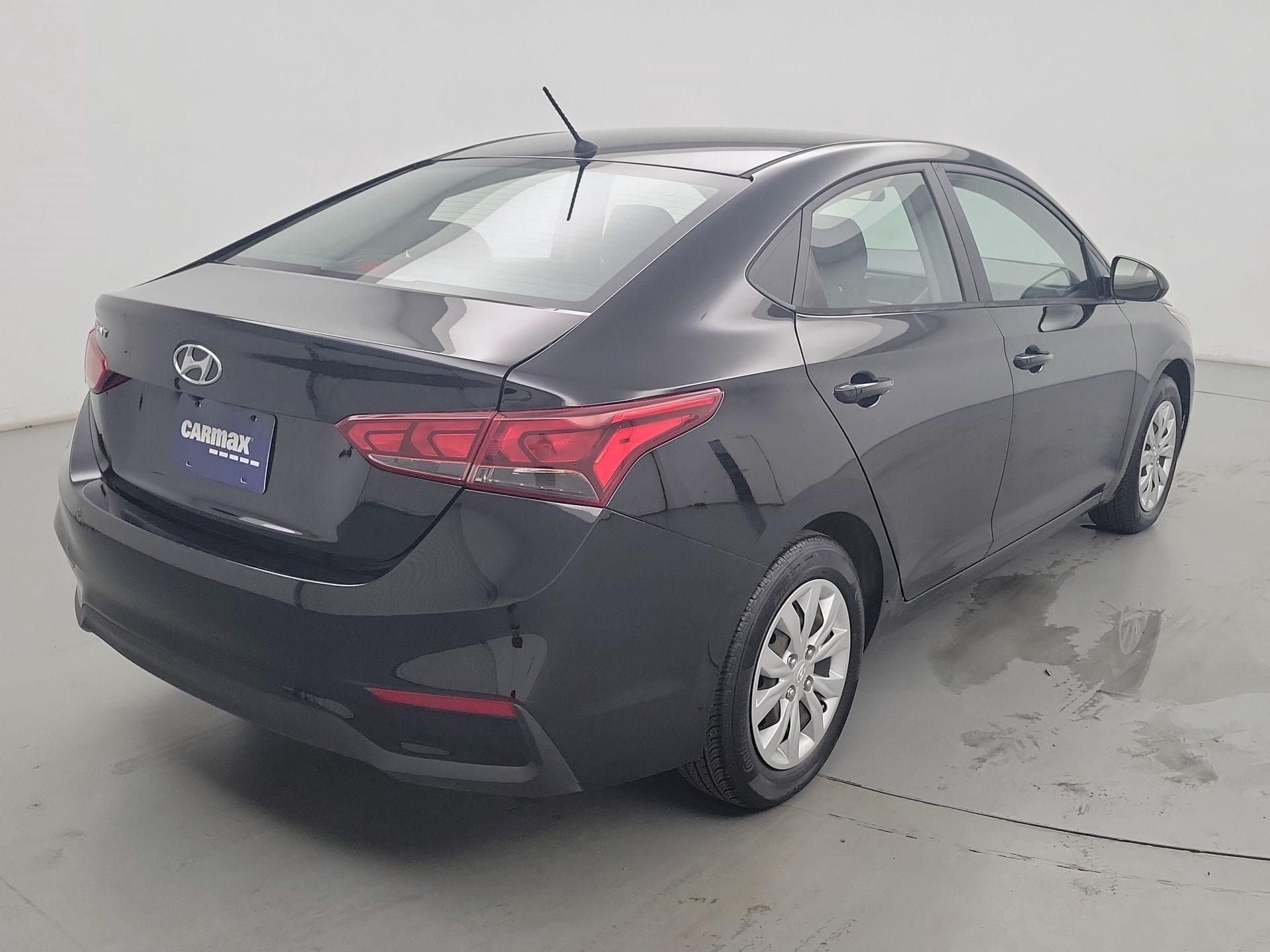 Thumbnail: 2020 Hyundai Accent - 5