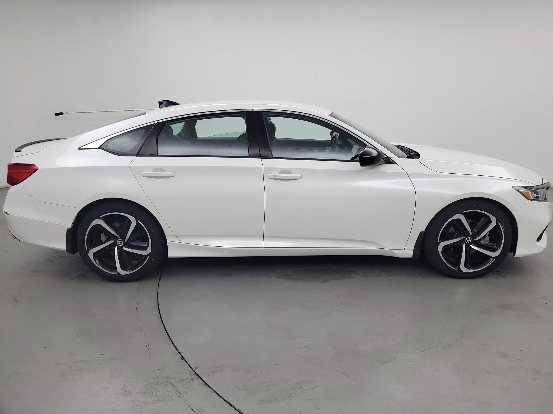 Thumbnail: 2021 Honda Accord - 4