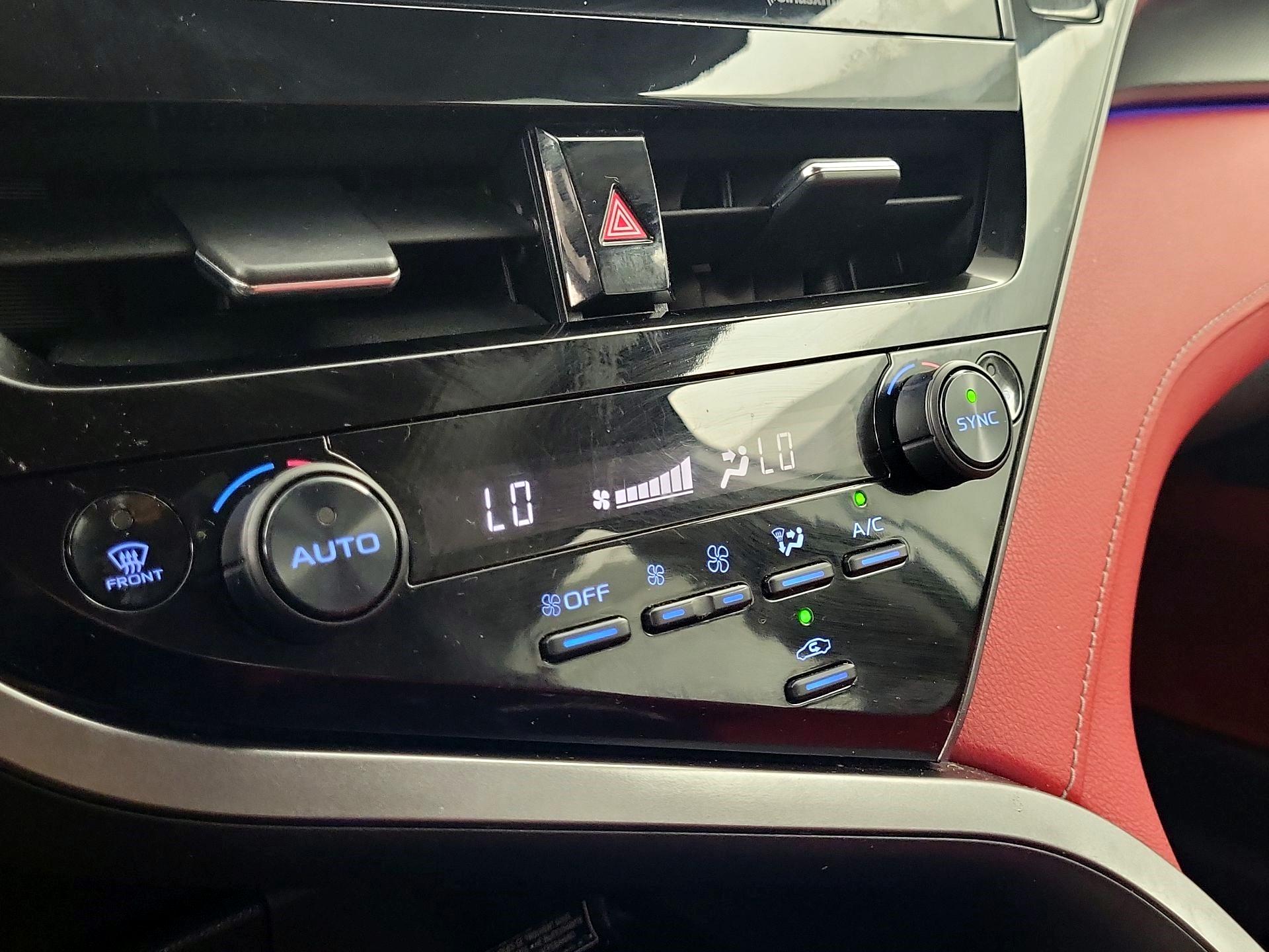 Thumbnail: 2021 Toyota Camry - 15