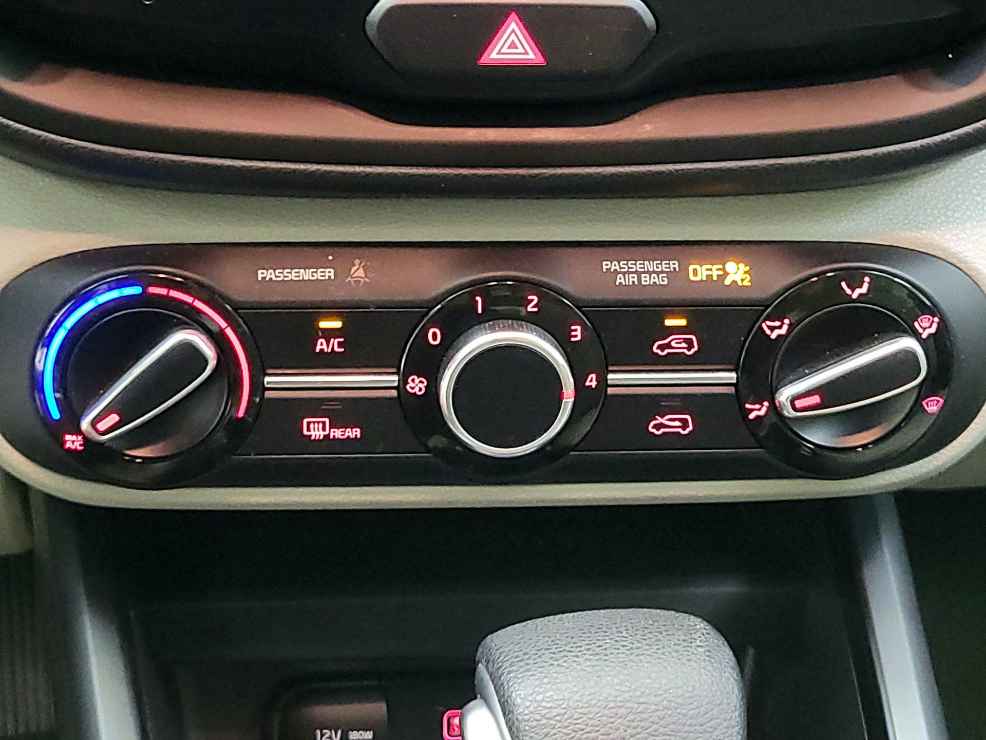 Thumbnail: 2021 Kia Soul - 16